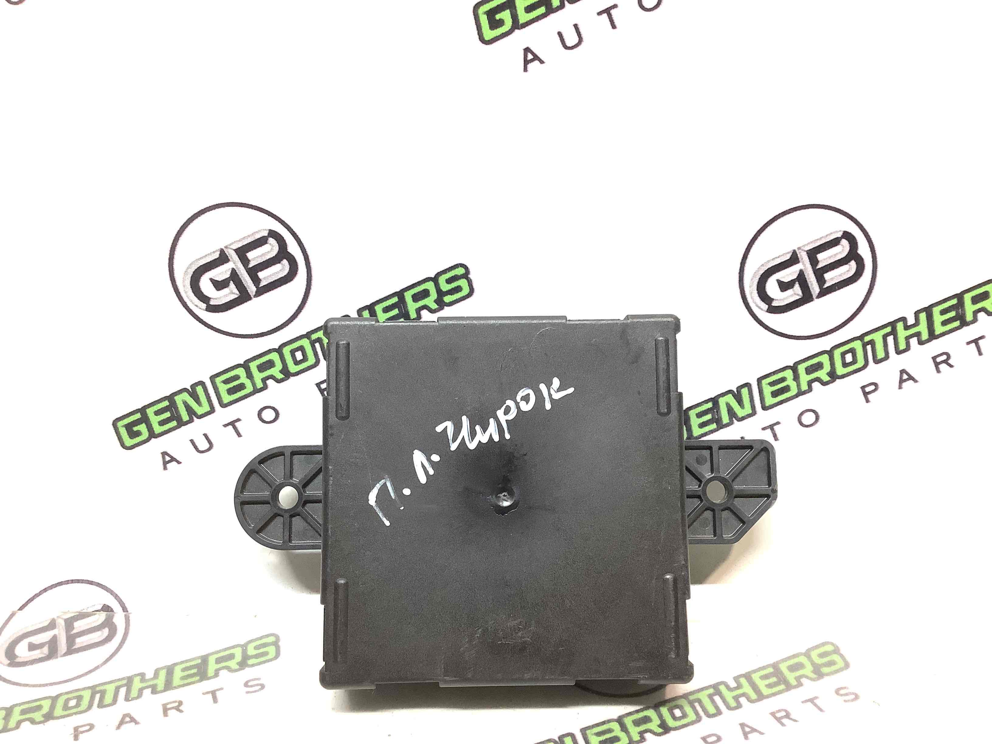 Блок керування дверима