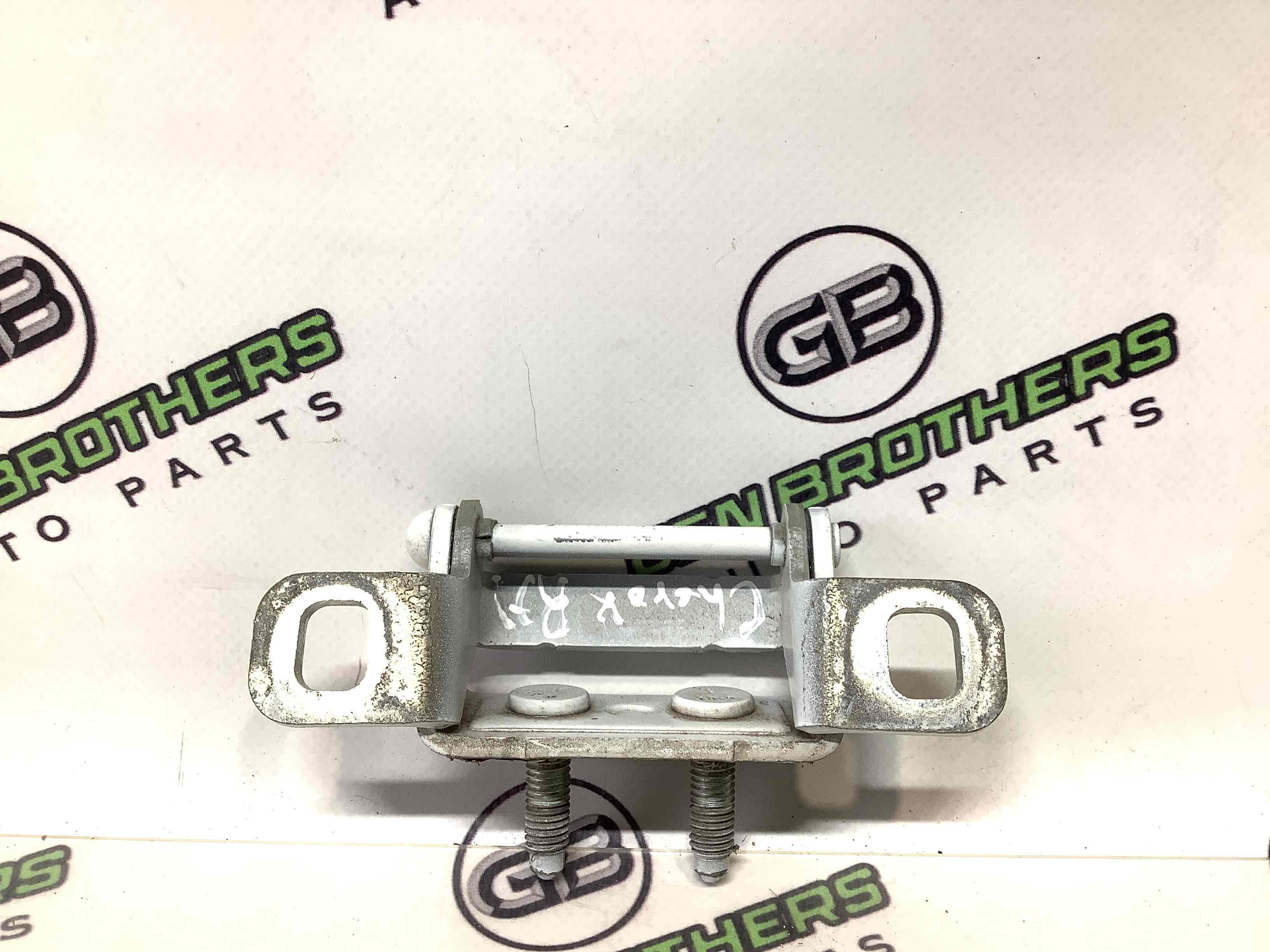 Петля кришки багажника, двері багажника