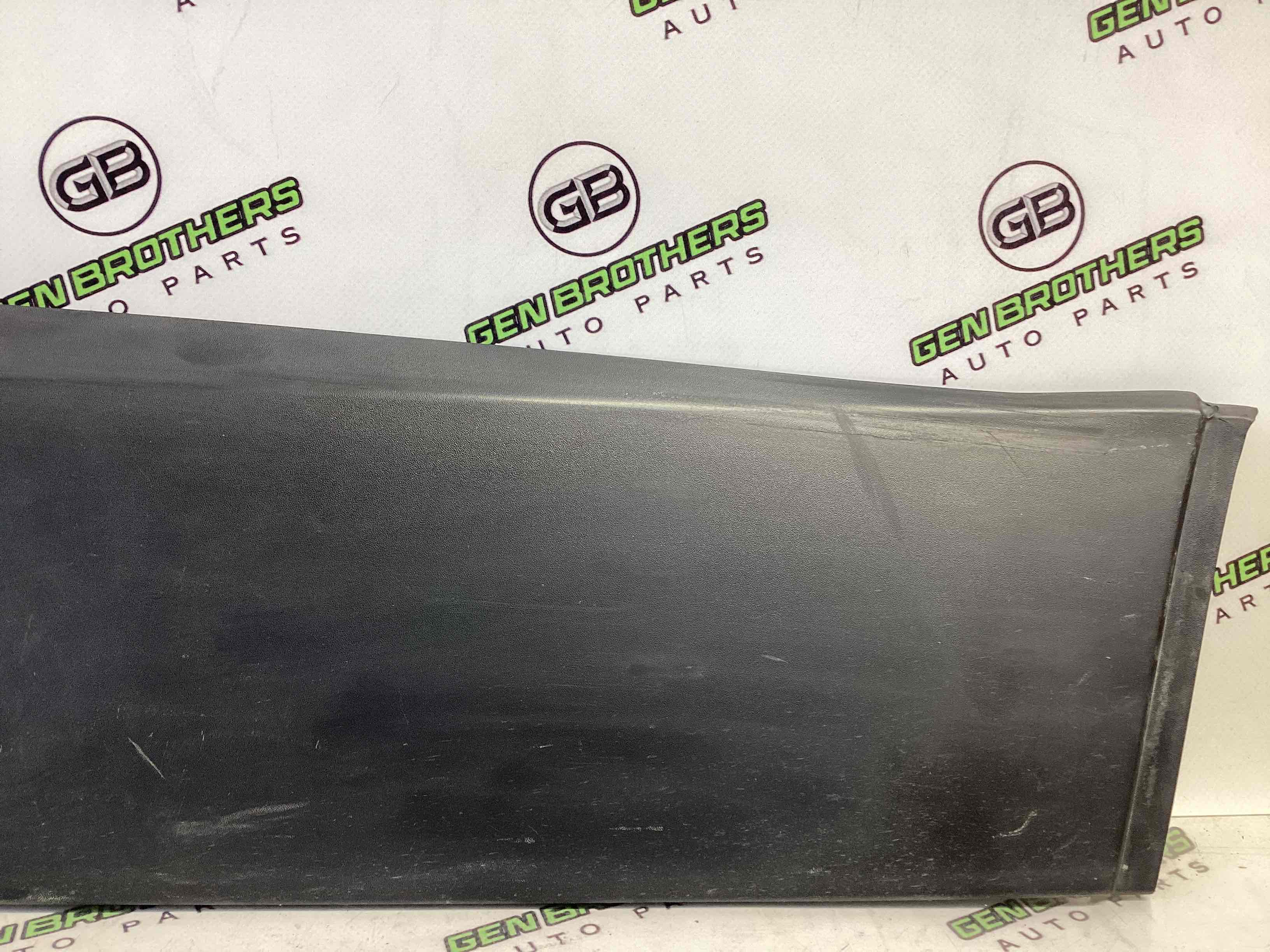 Молдинг двері задньої лівої