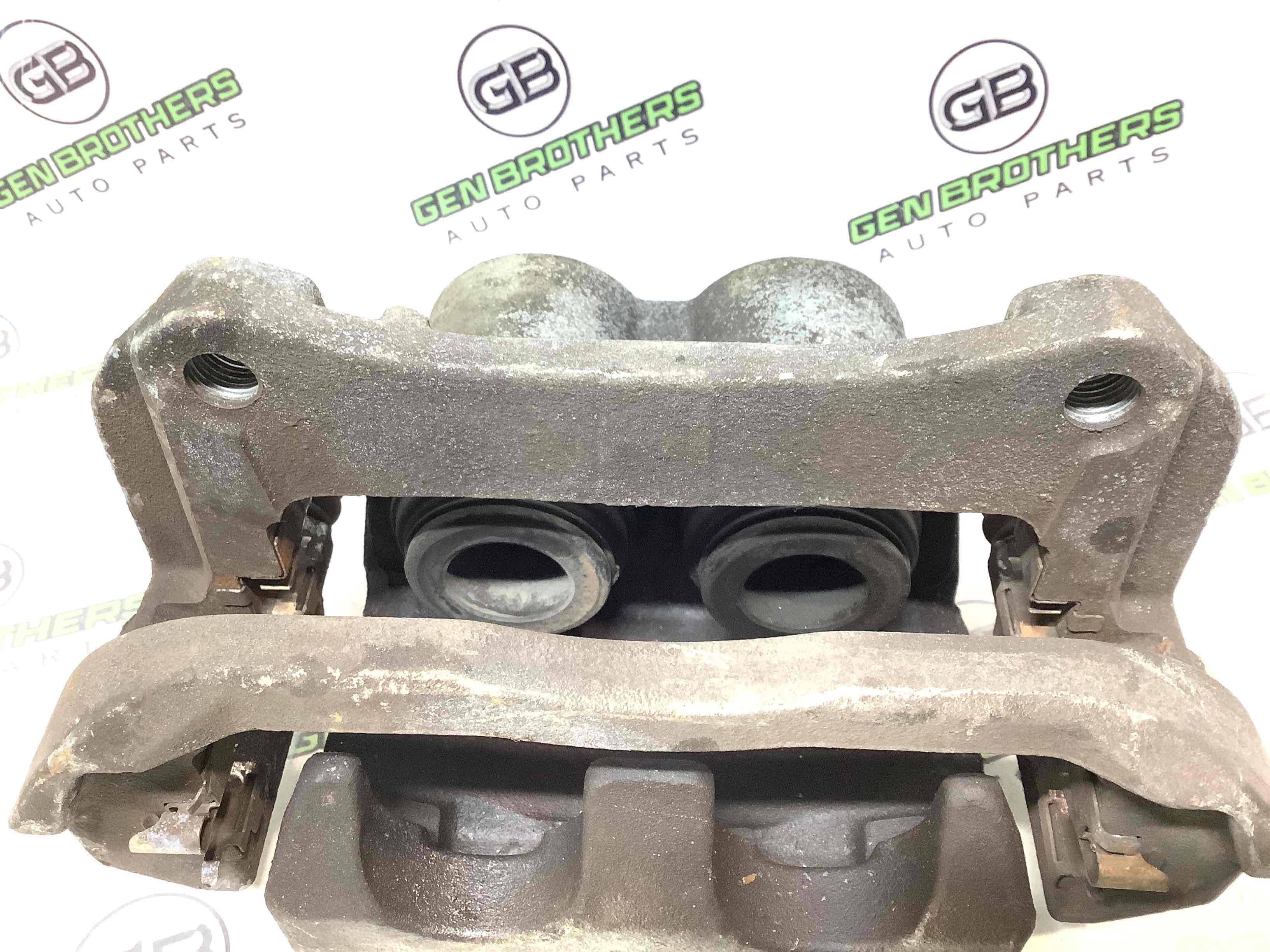 Супорт передній правий