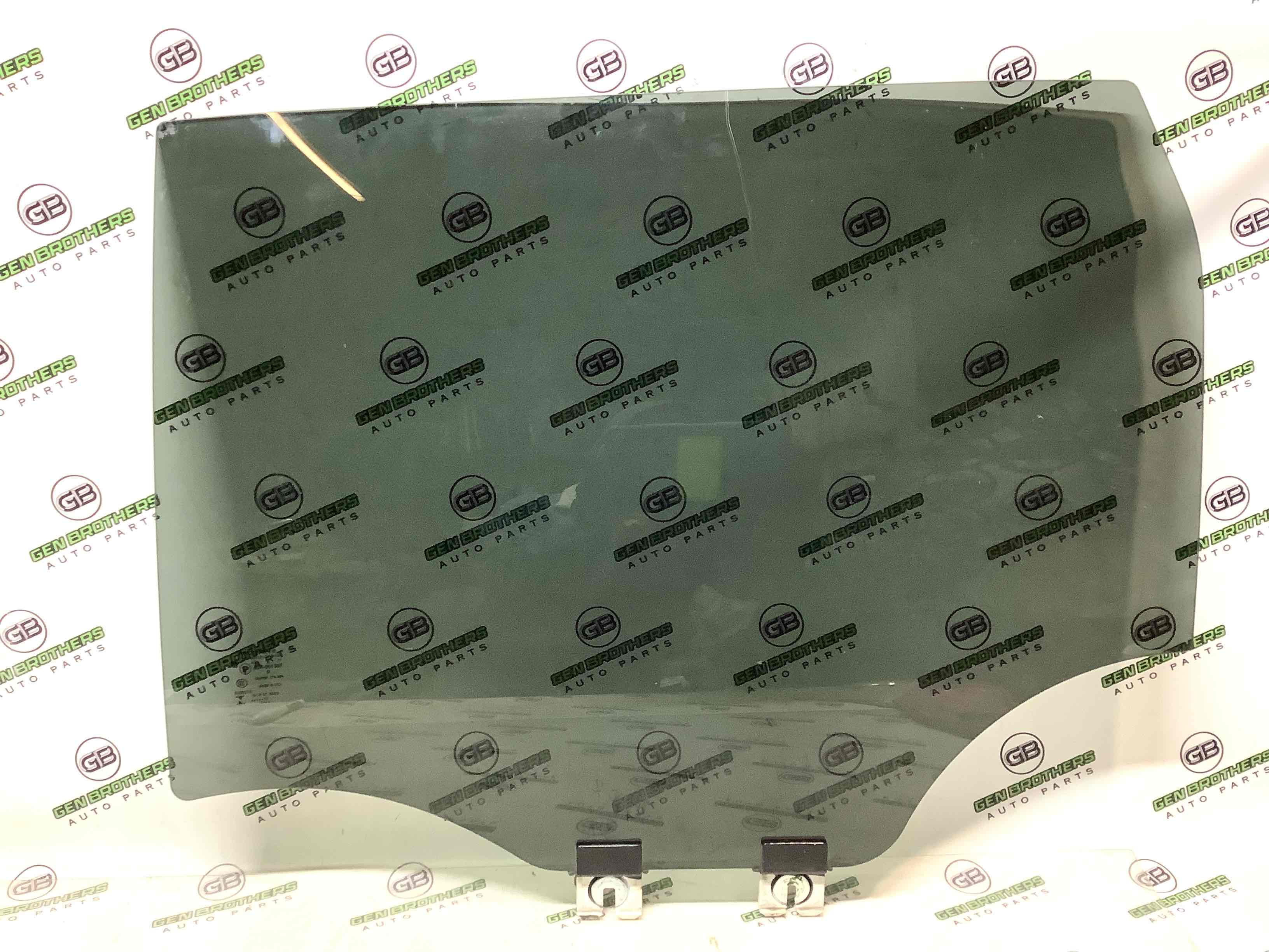 Скло заднє ліве