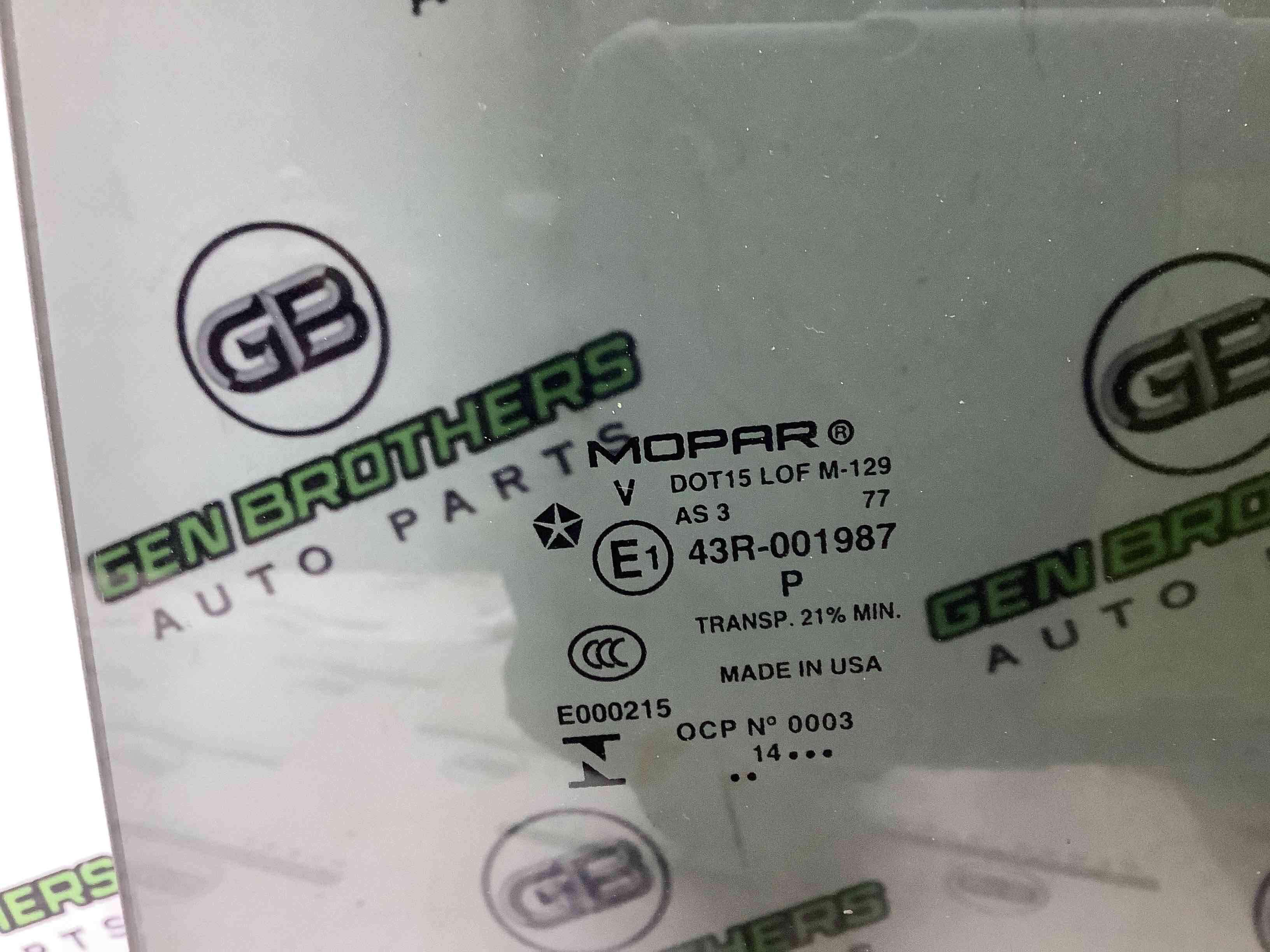 Скло заднє ліве