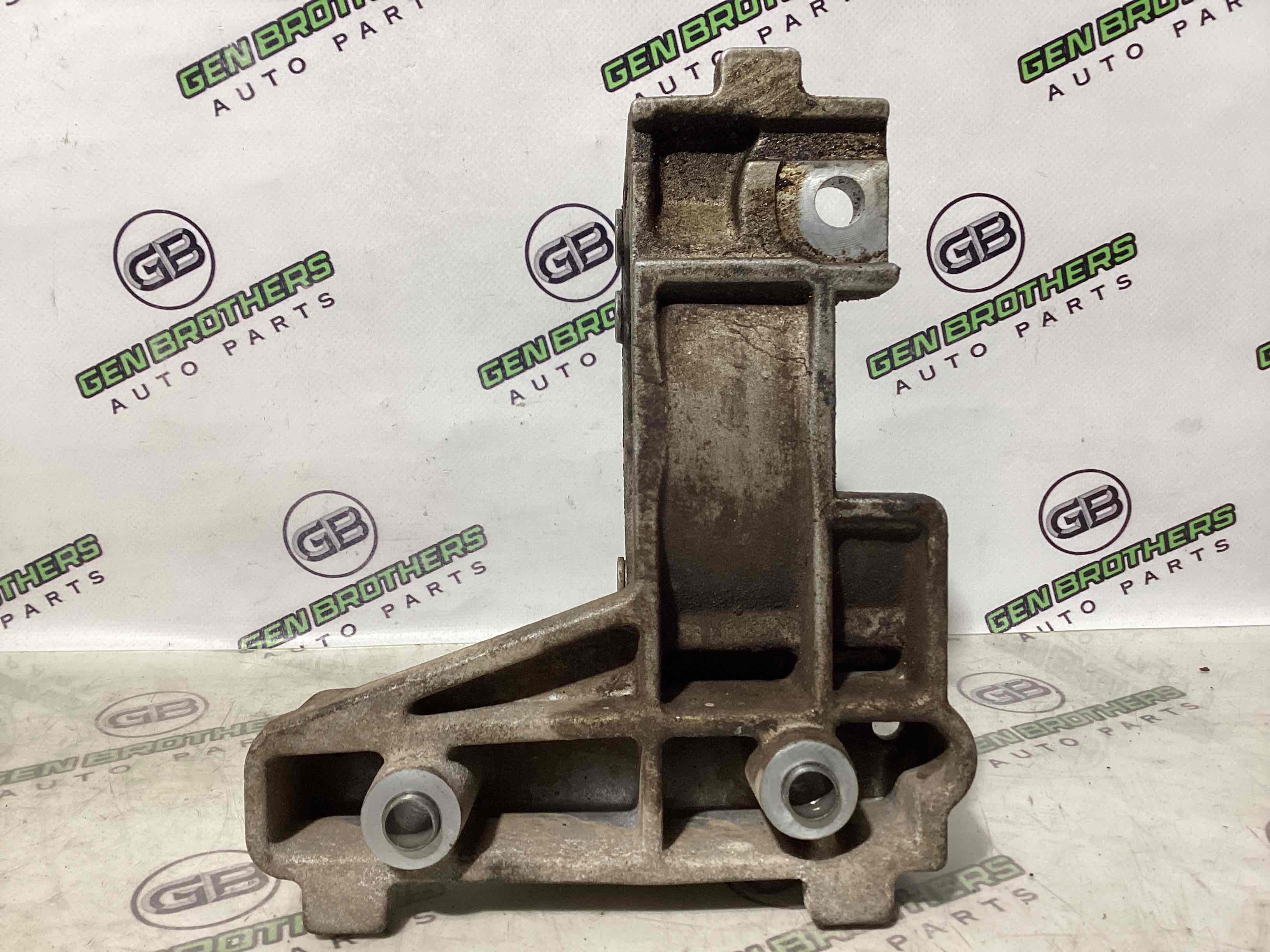 Кронштейн редуктора