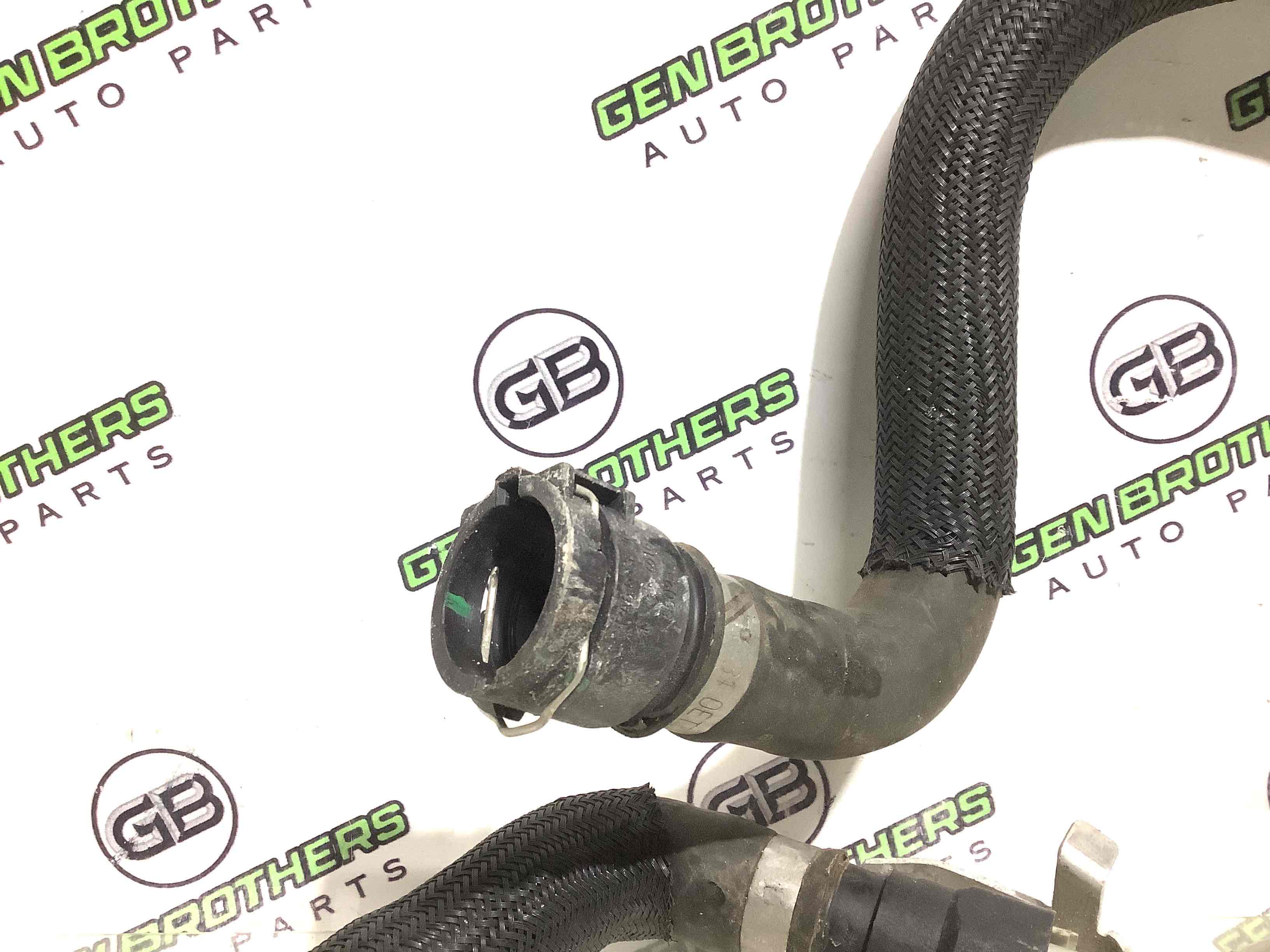 Патрубок трубопровід, шланг