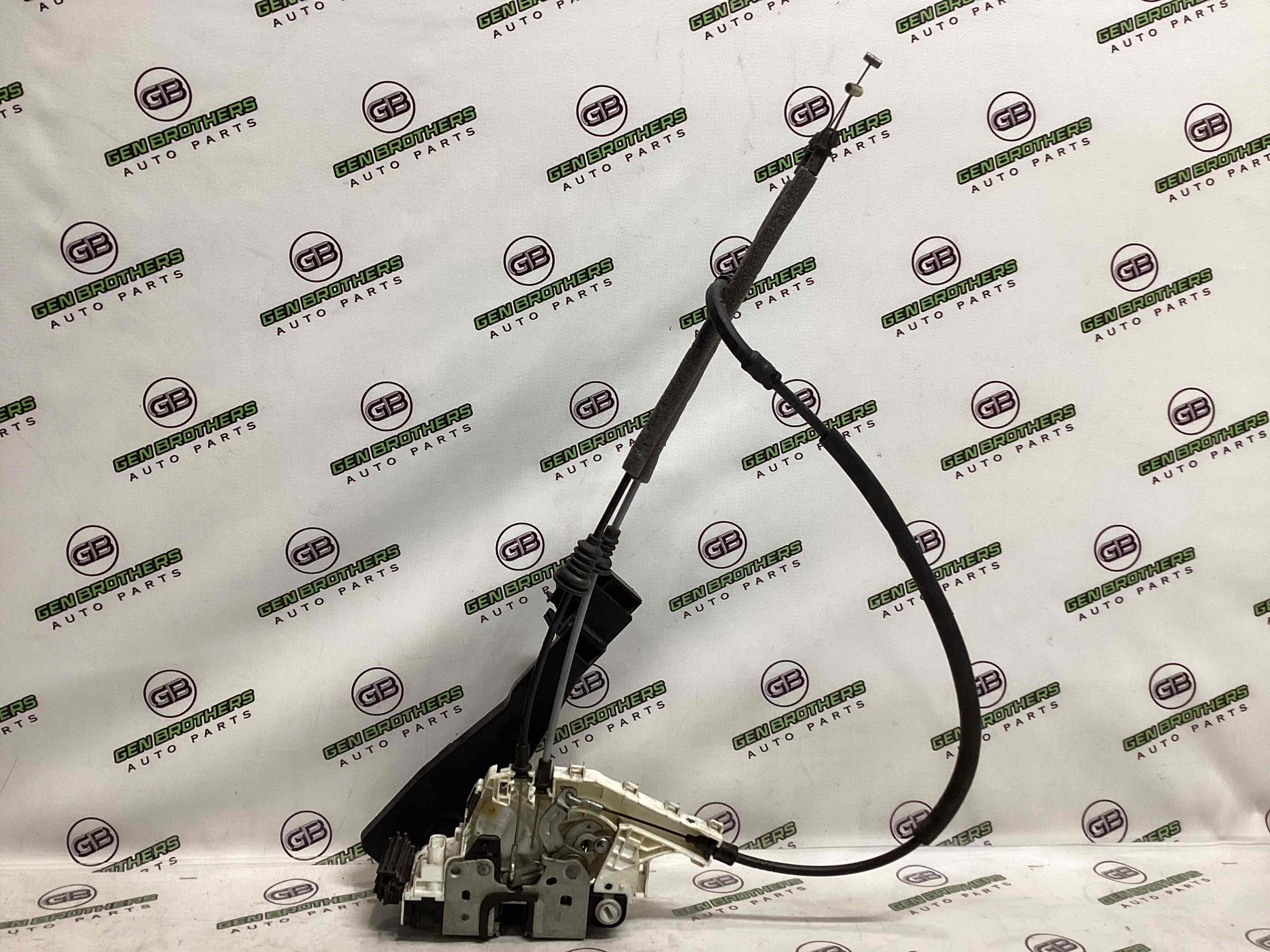 Замок дверей задньої лівої