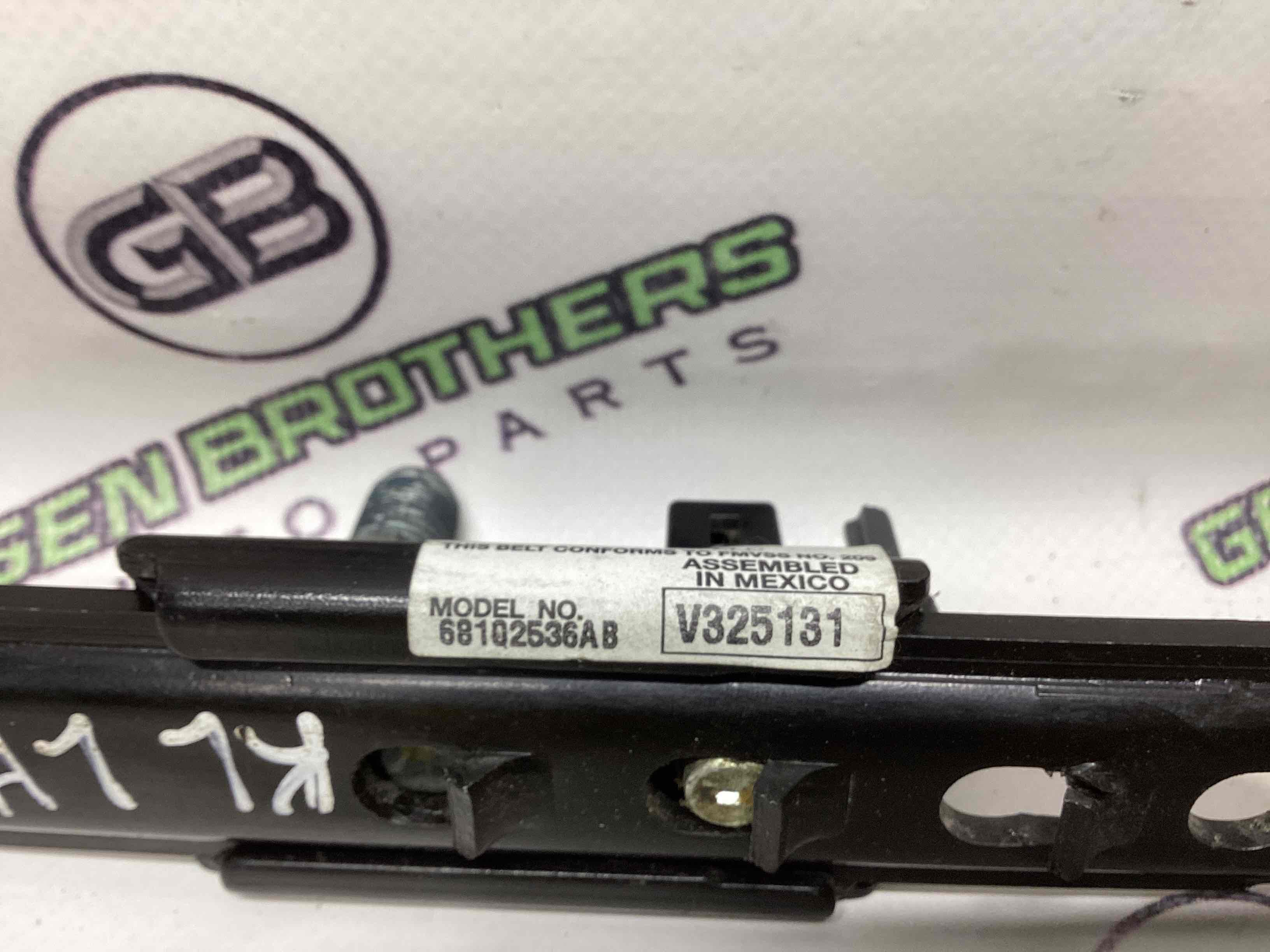 Регулятор висоти ременя безпеки