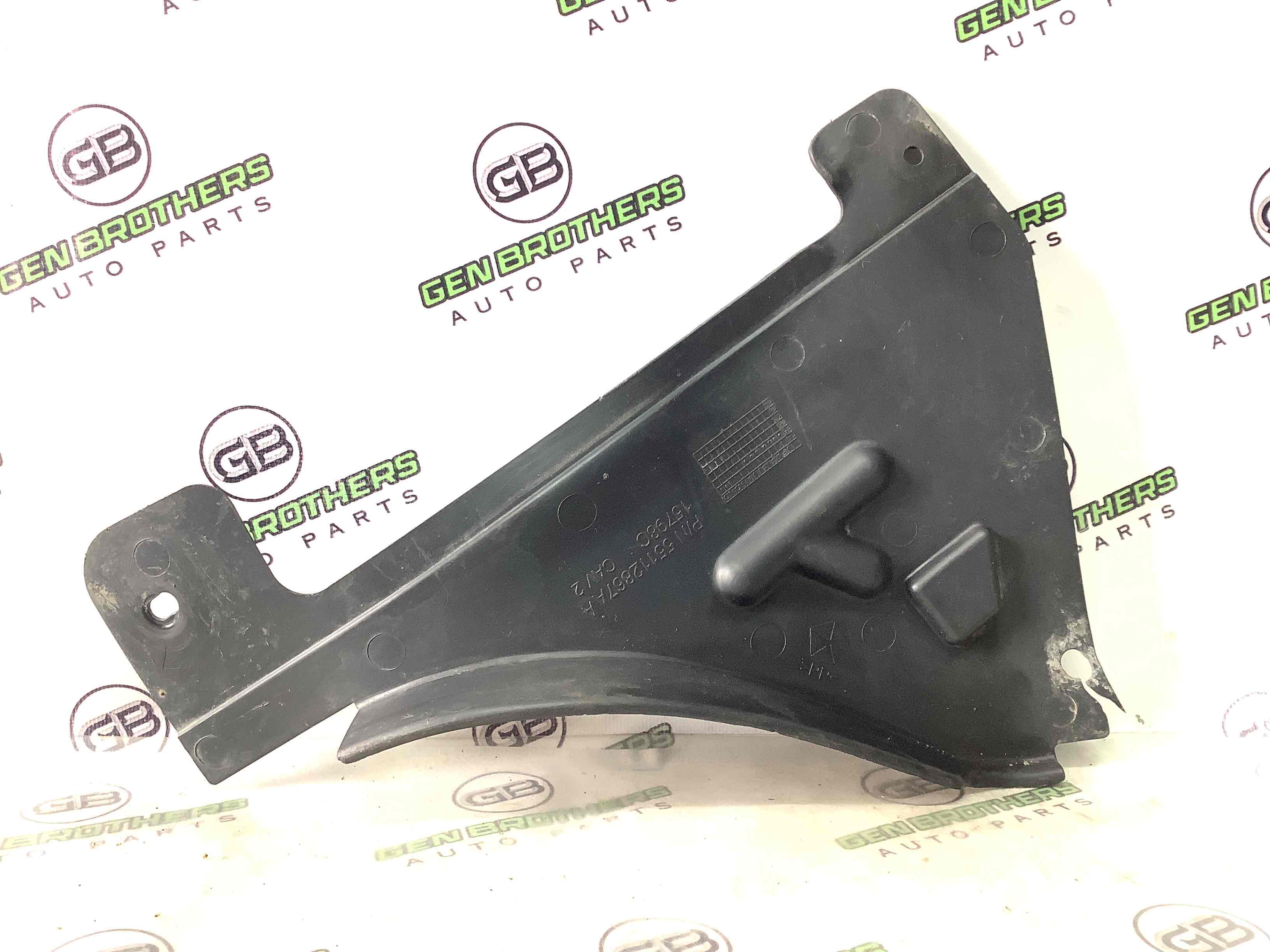 Кріплення, кронштейн