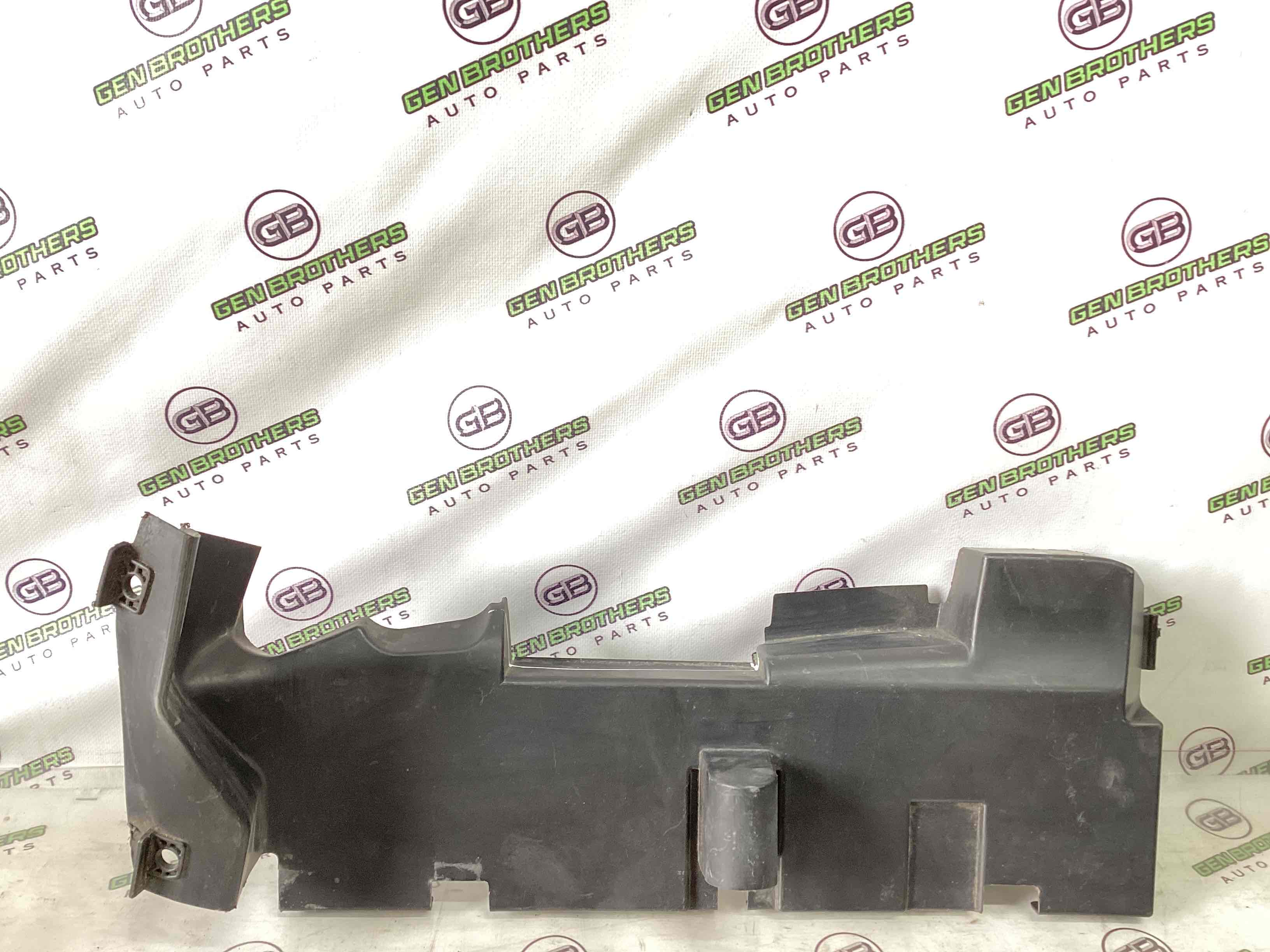 Дефлектор обдува радіатора