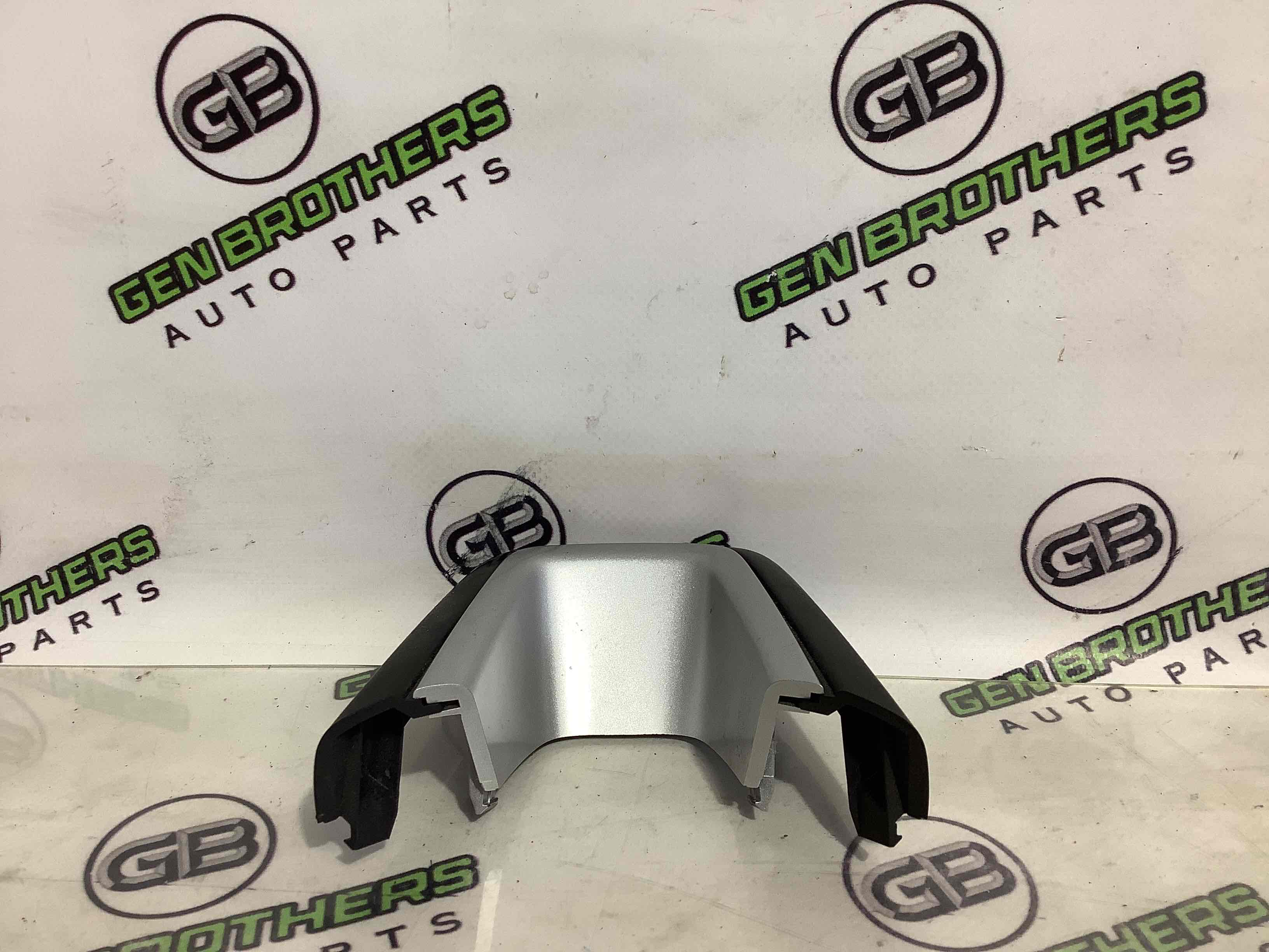 Оздоблення керма та кермової колонки