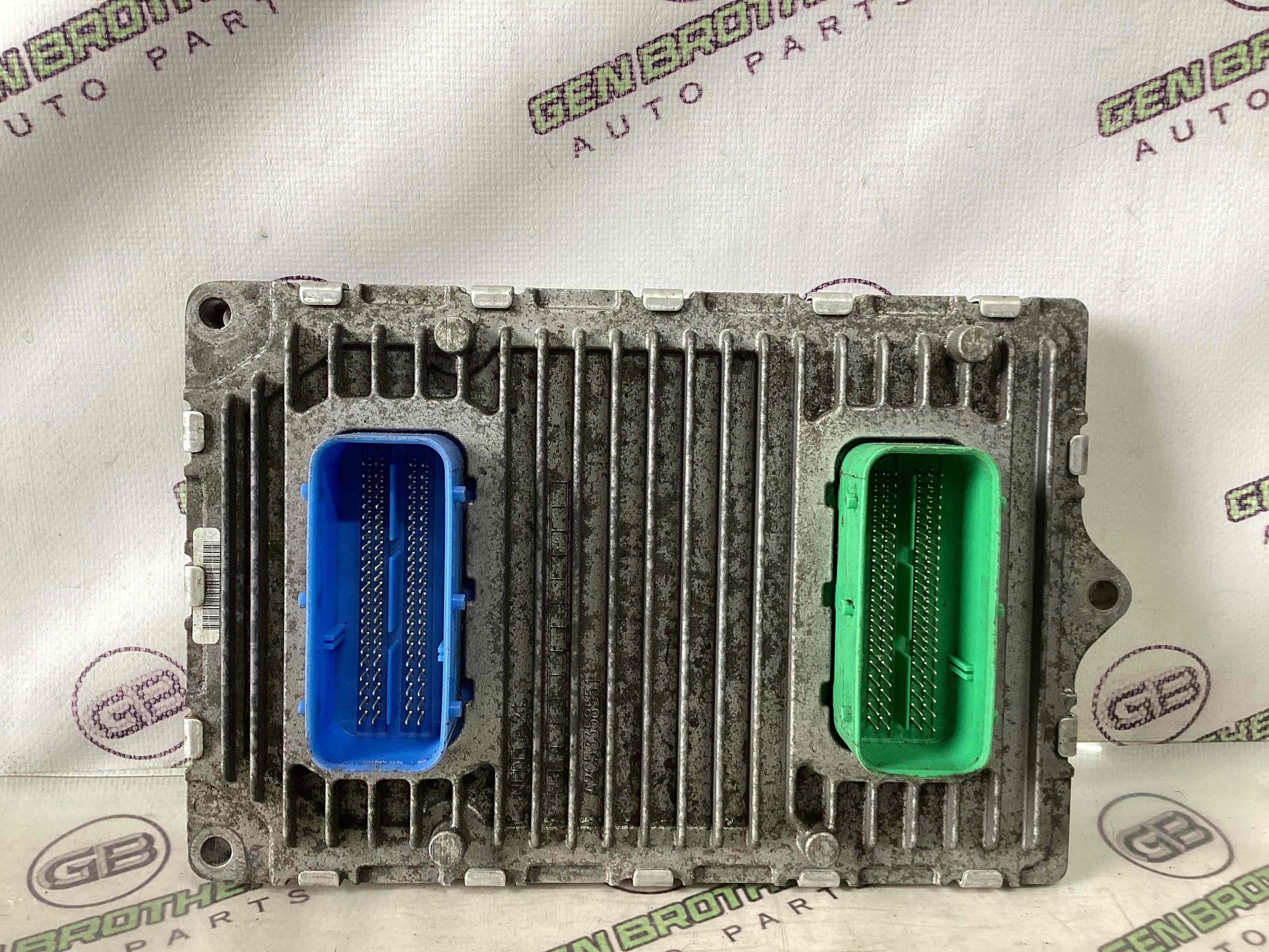 Блок ECU комп'ютер двигуна