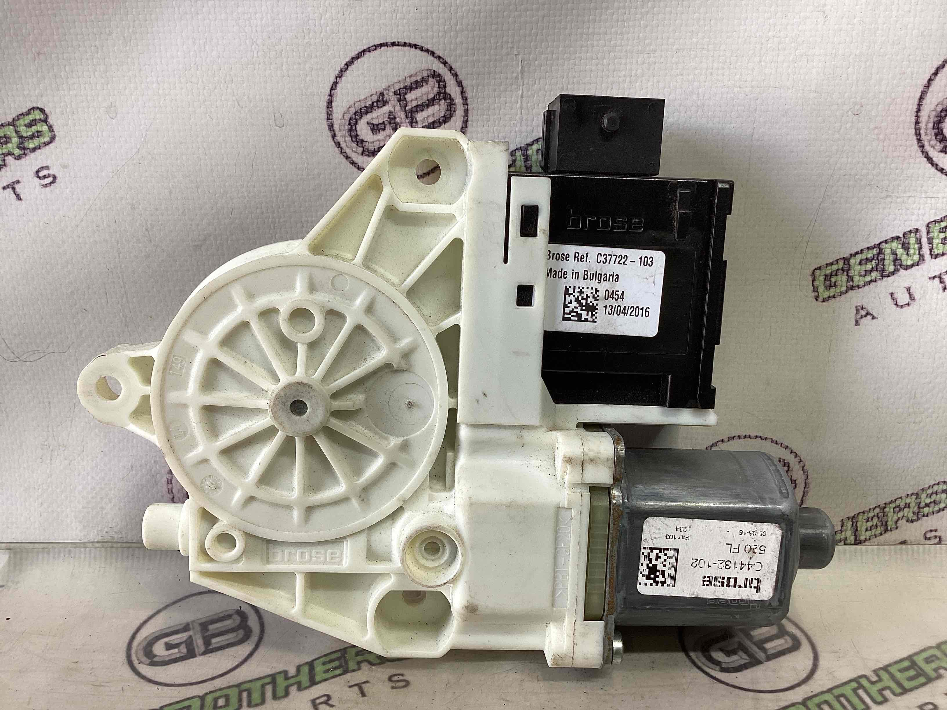 Моторчик склопідйомника