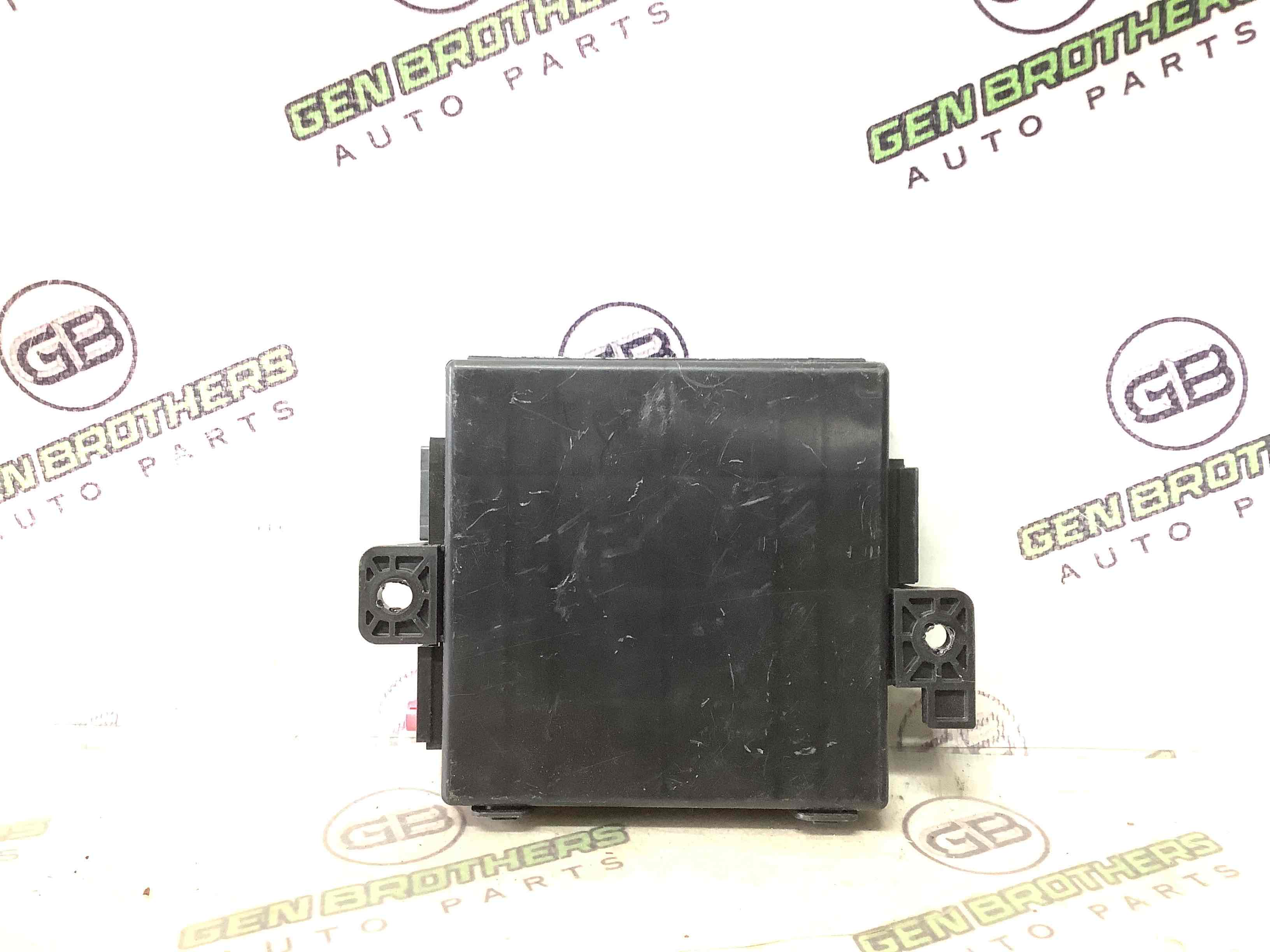 Блок керування безключовим доступом