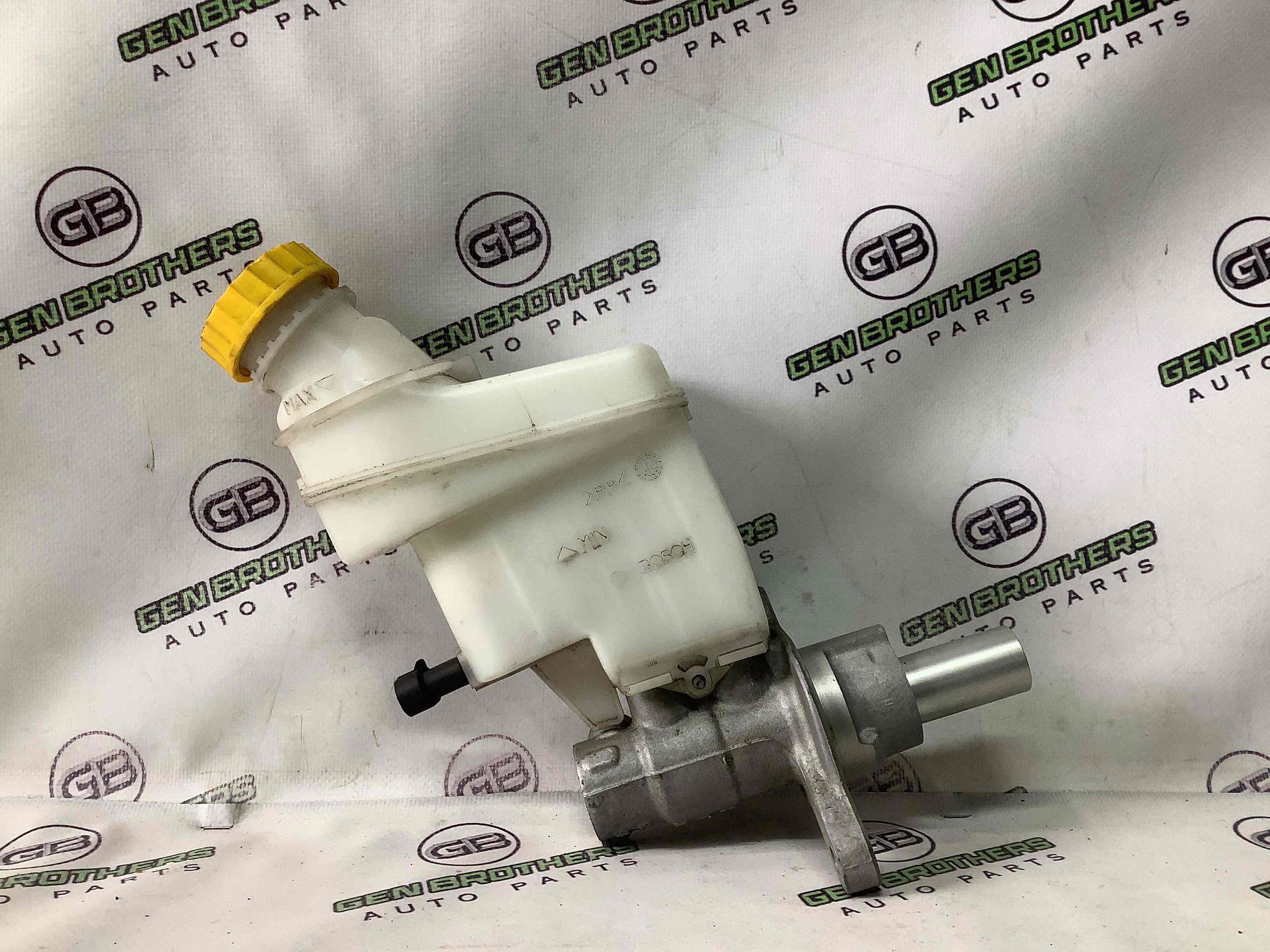 Циліндр гальмівний головний