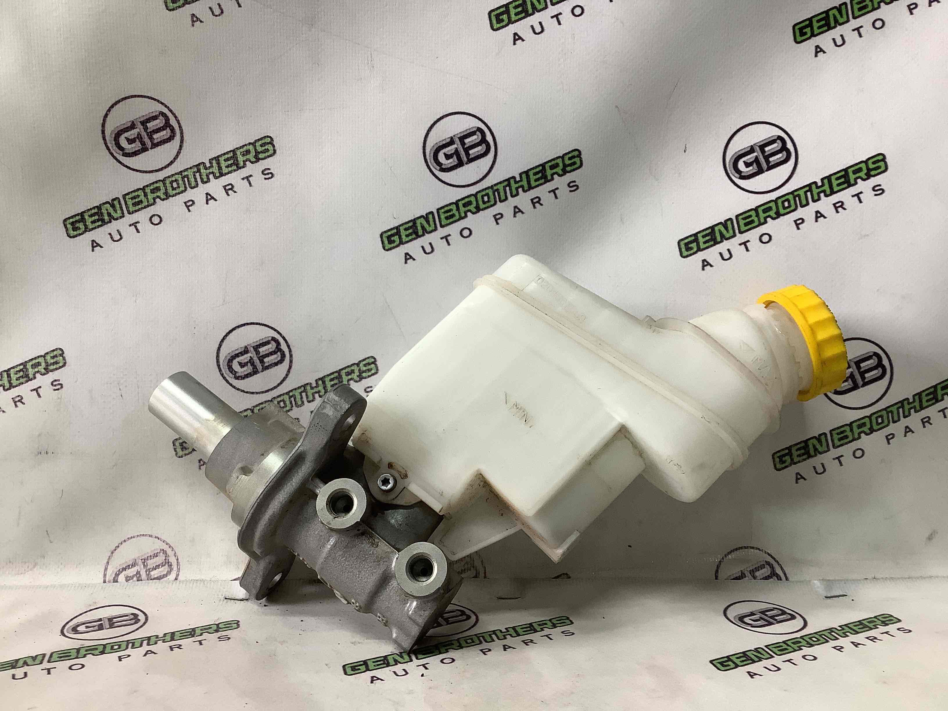 Циліндр гальмівний головний