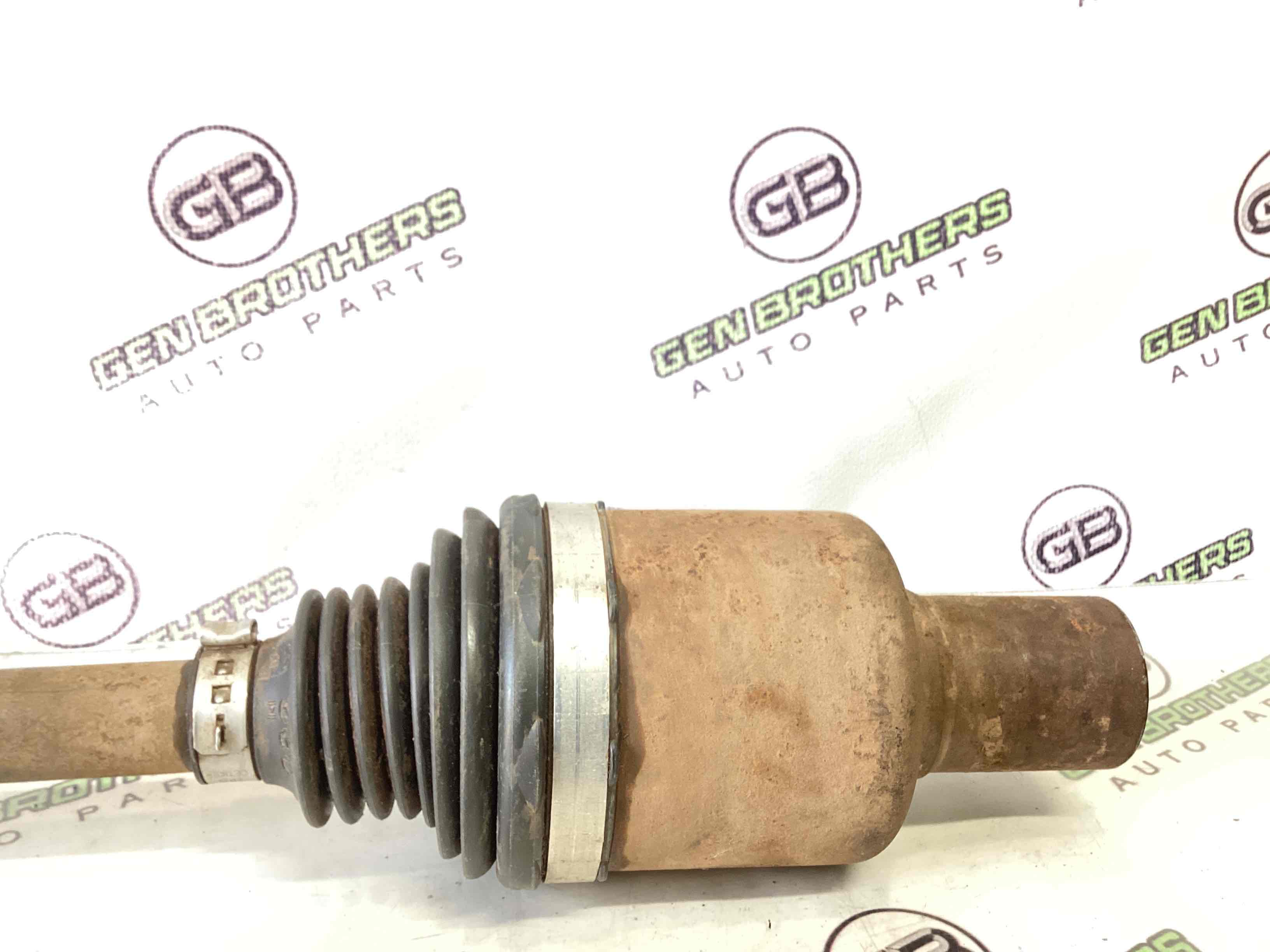 Напіввісь задня привідний вал, ШРУС