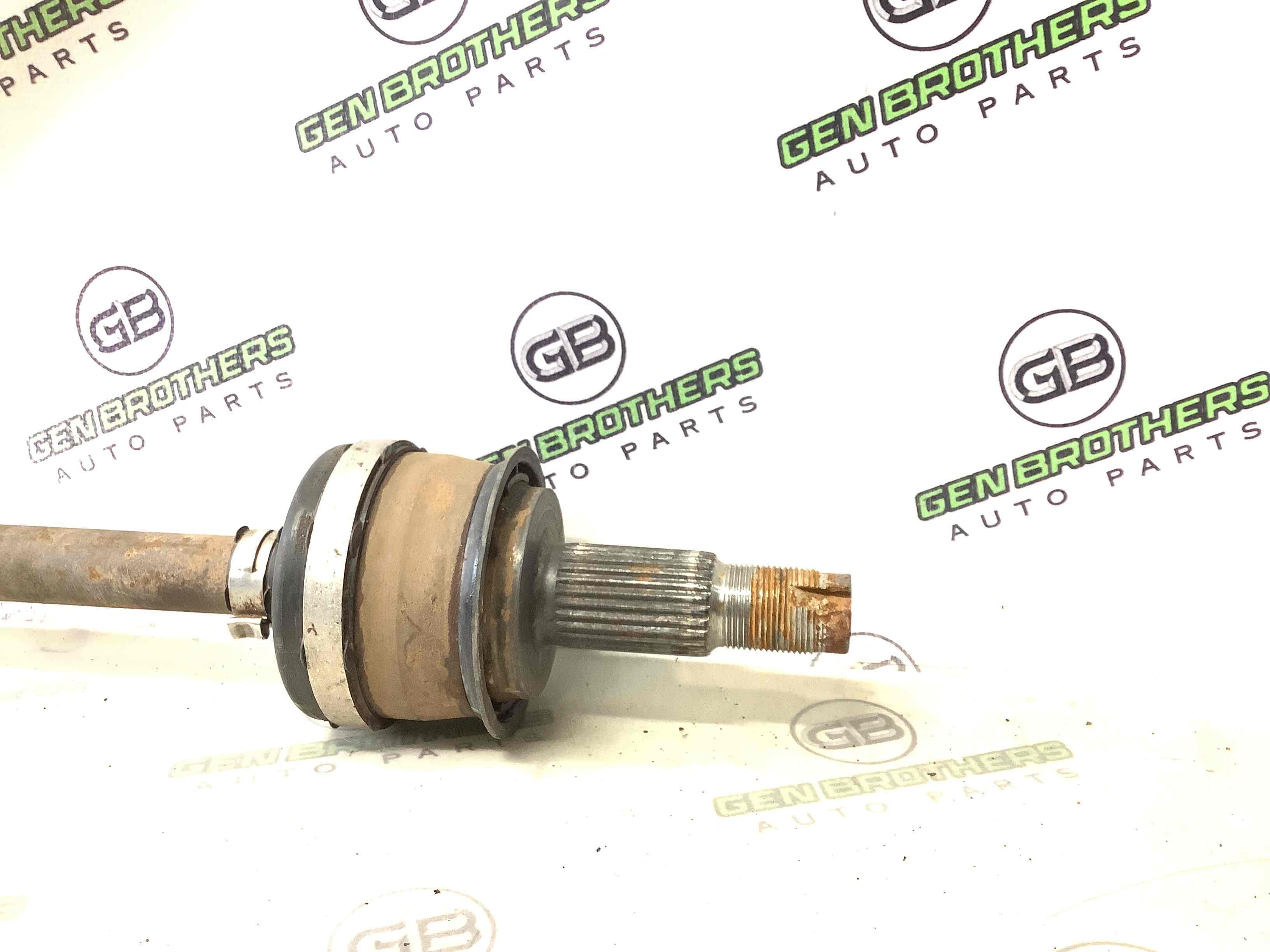 Напіввісь задня привідний вал, ШРУС