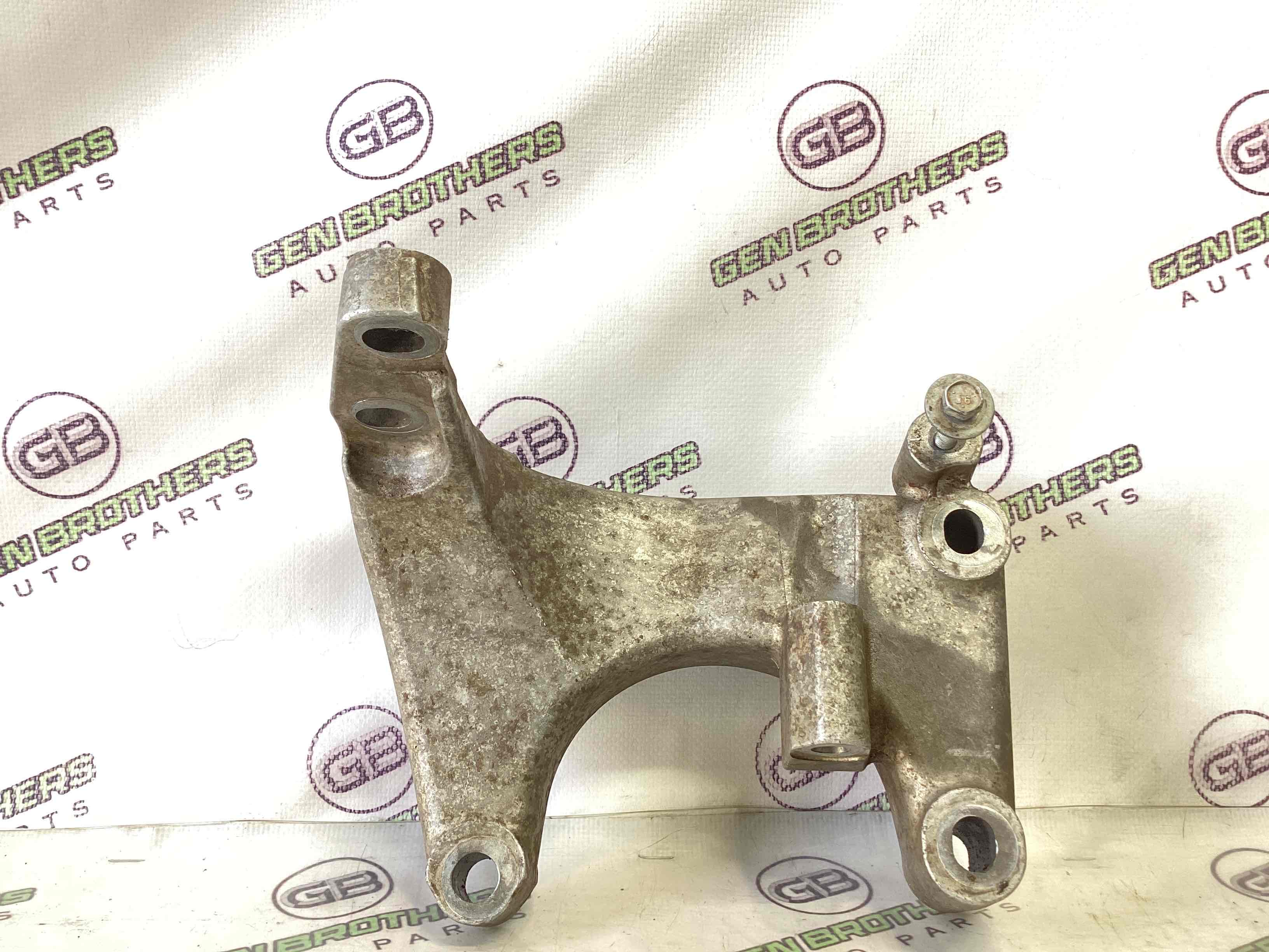 Кронштейн редуктора