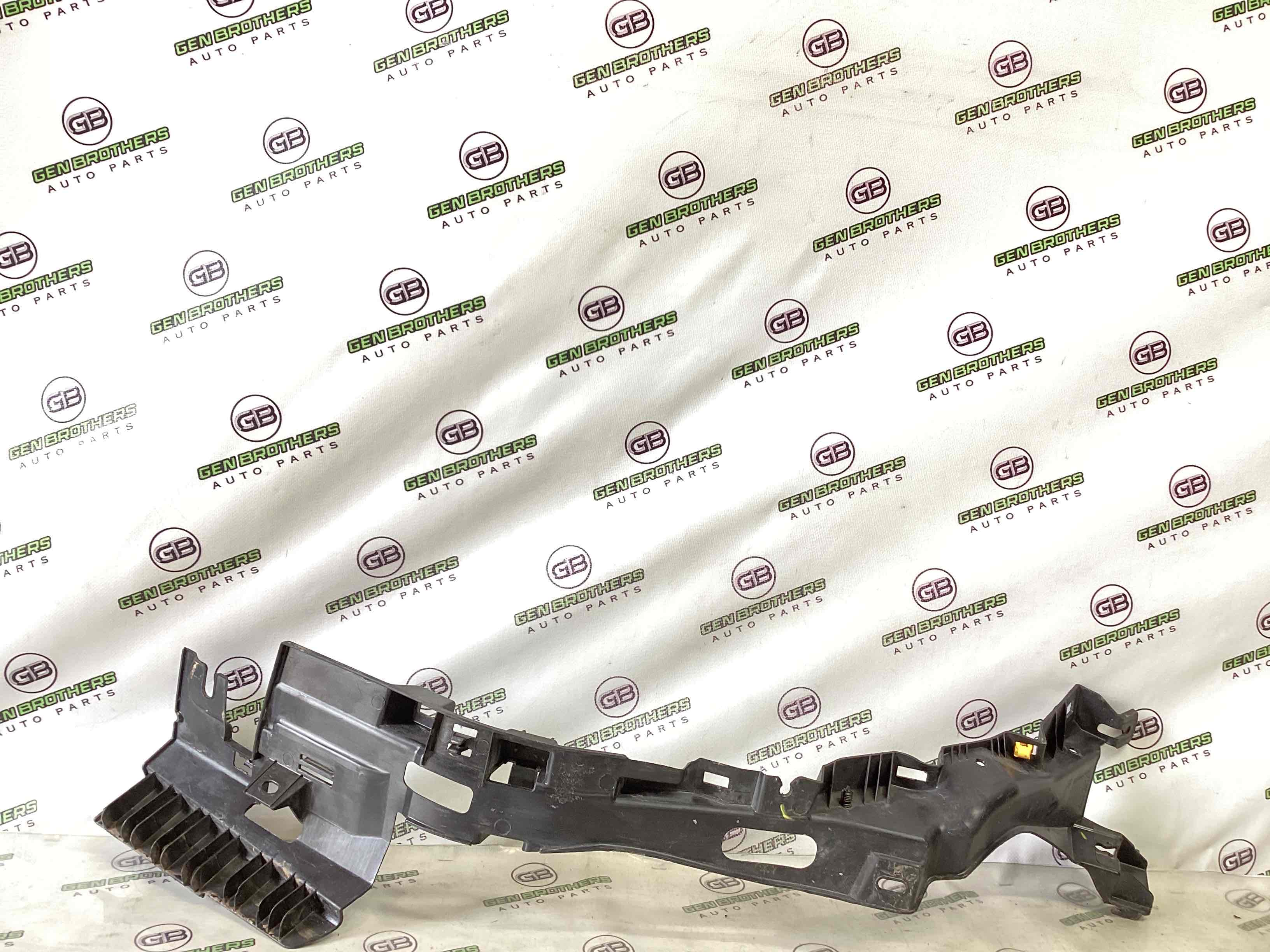 Кріплення, кронштейн