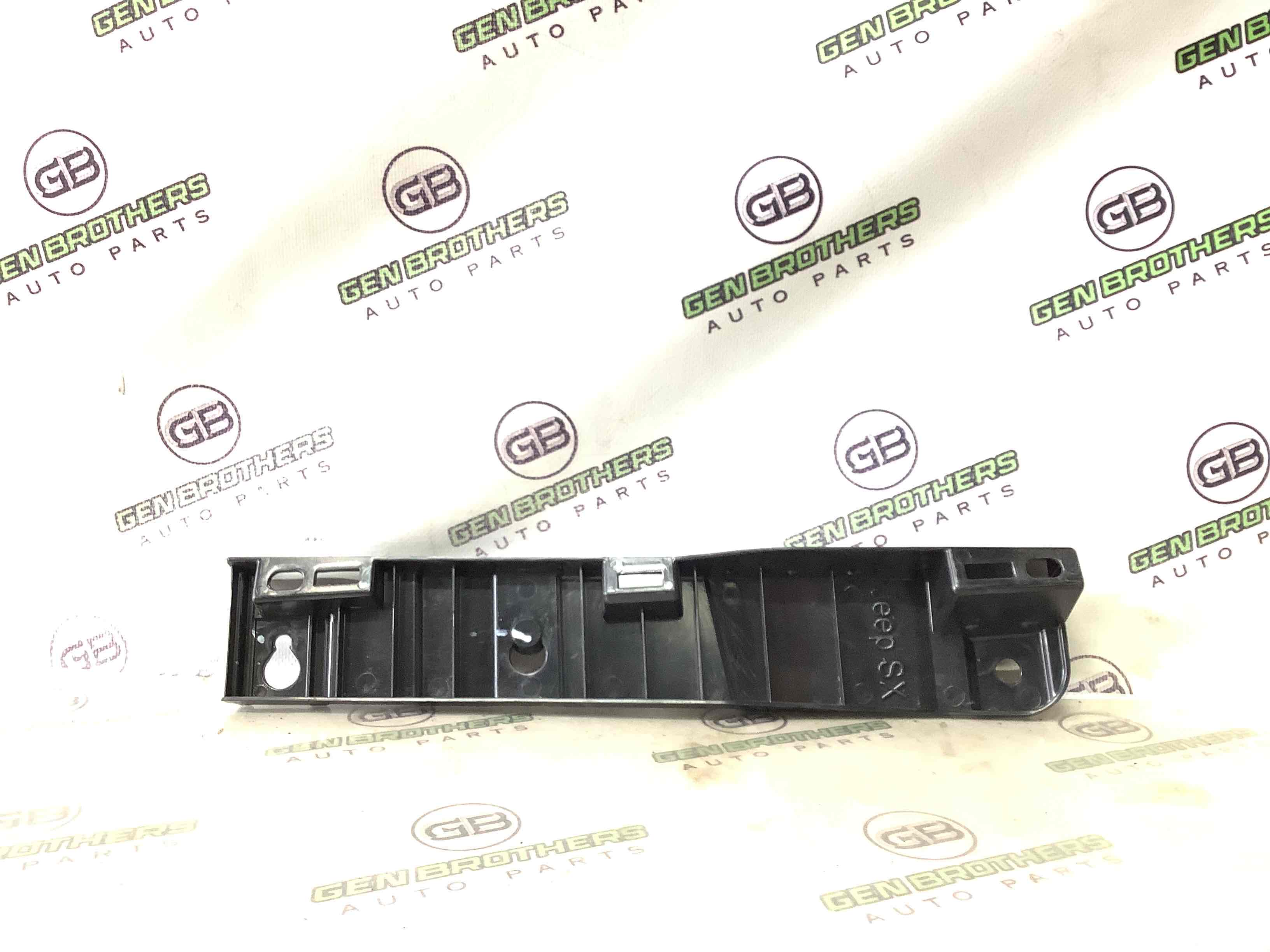 Кріплення, кронштейн