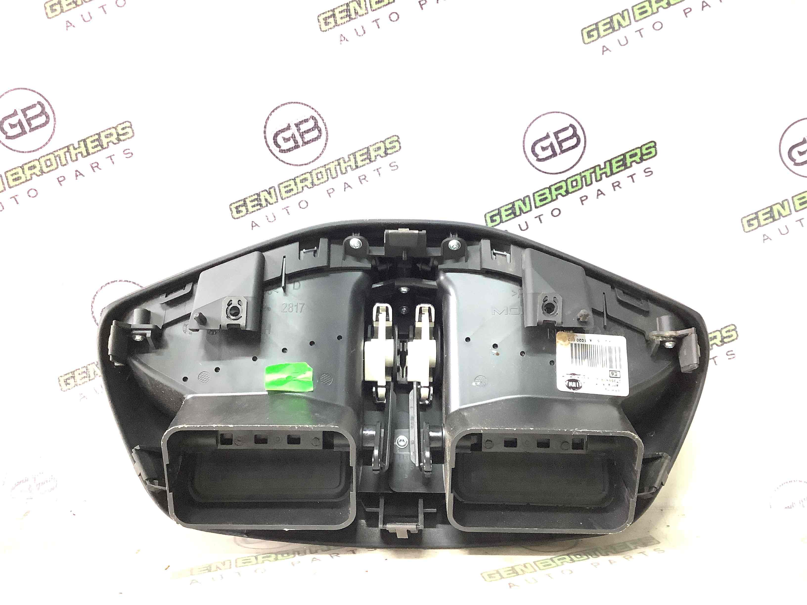 Дефлектор обдування салону