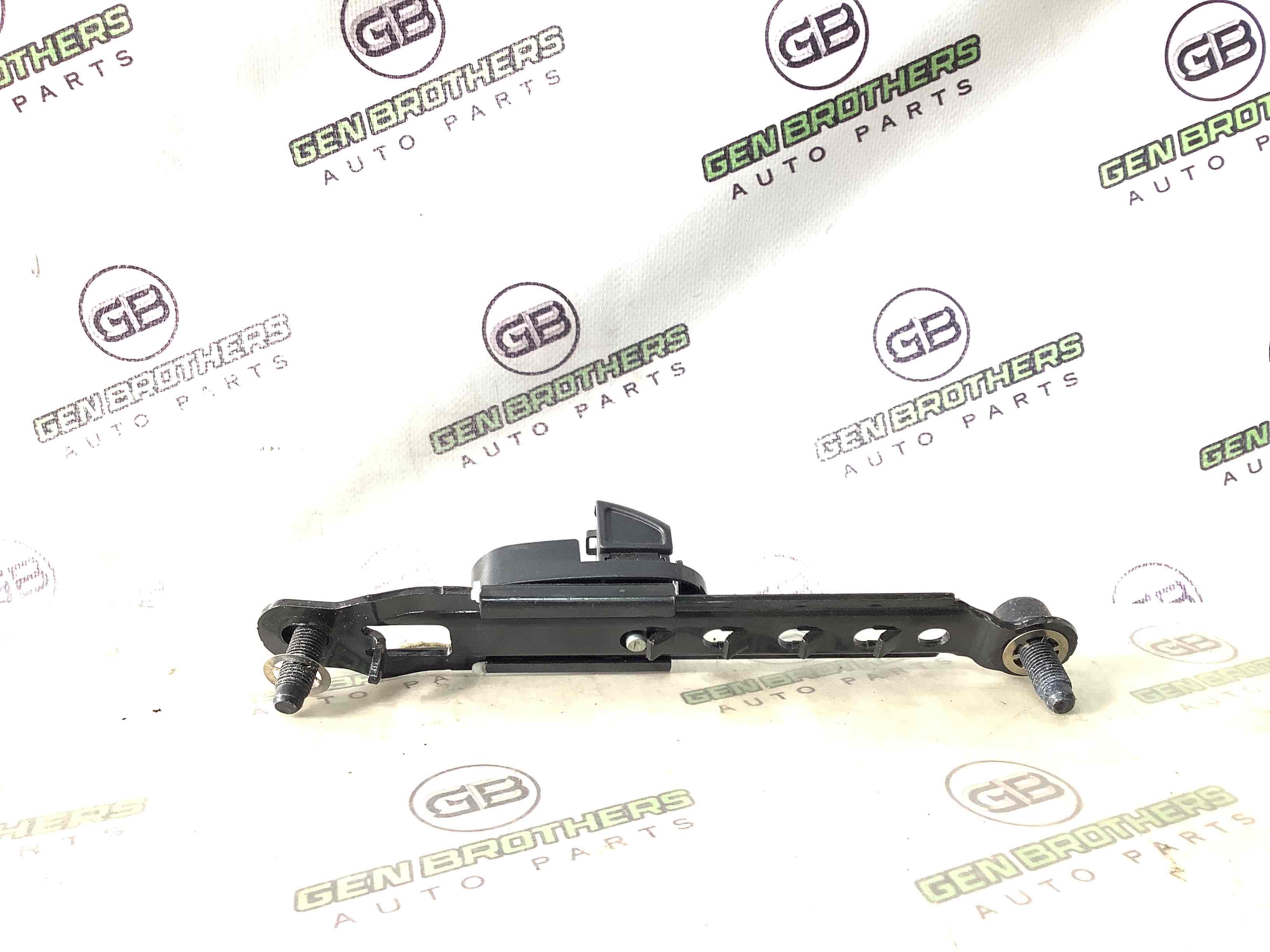 Регулятор висоти ременя безпеки