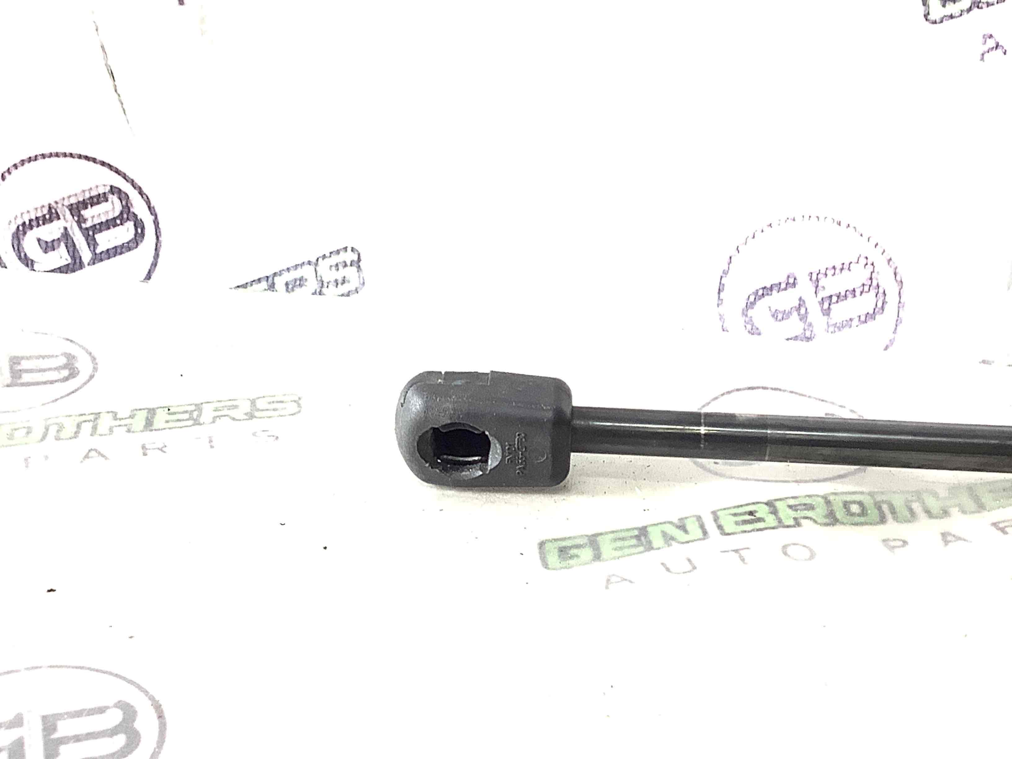 Амортизатор кришки двері багажника