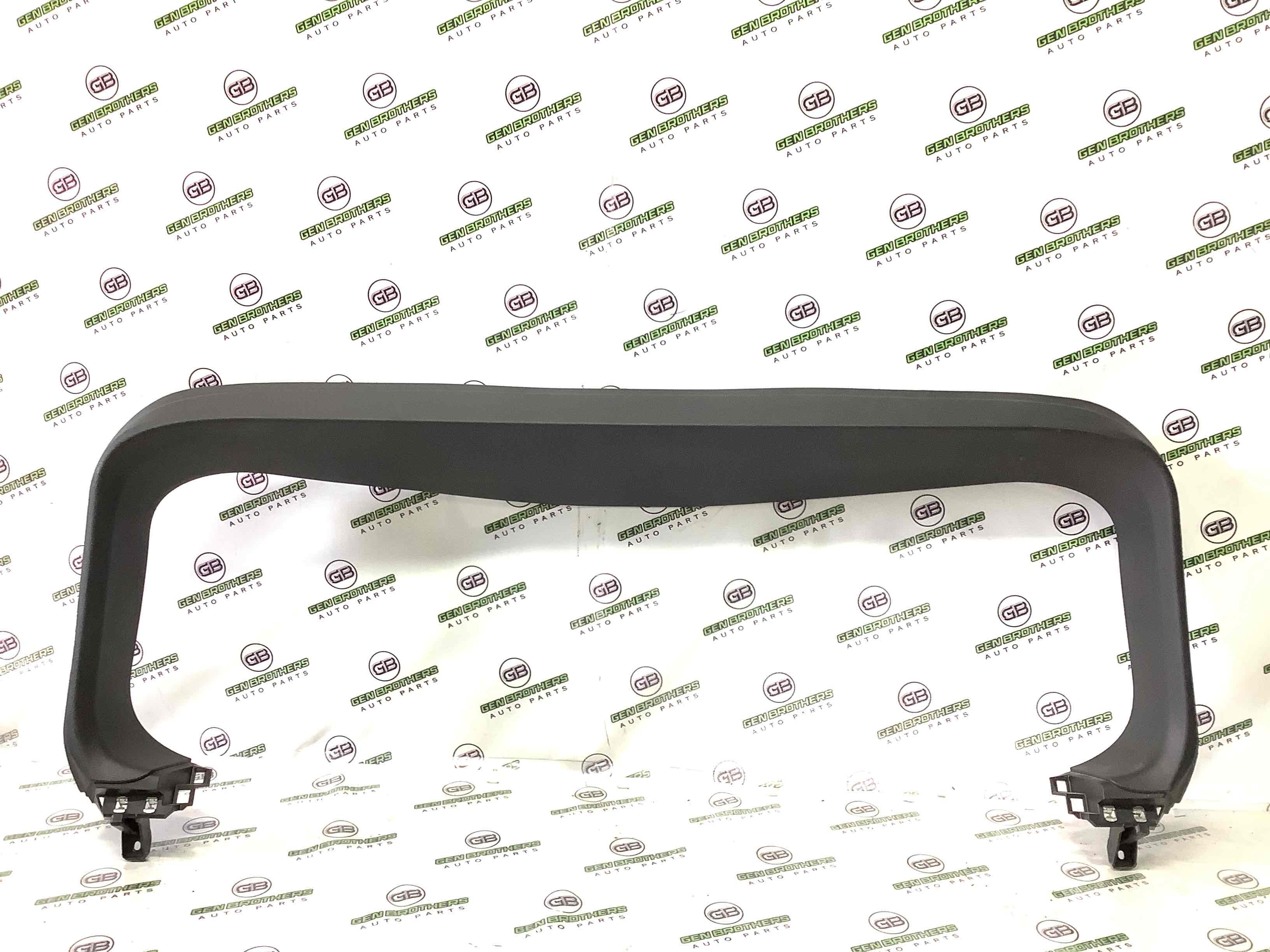 Обшивка кришки багажника