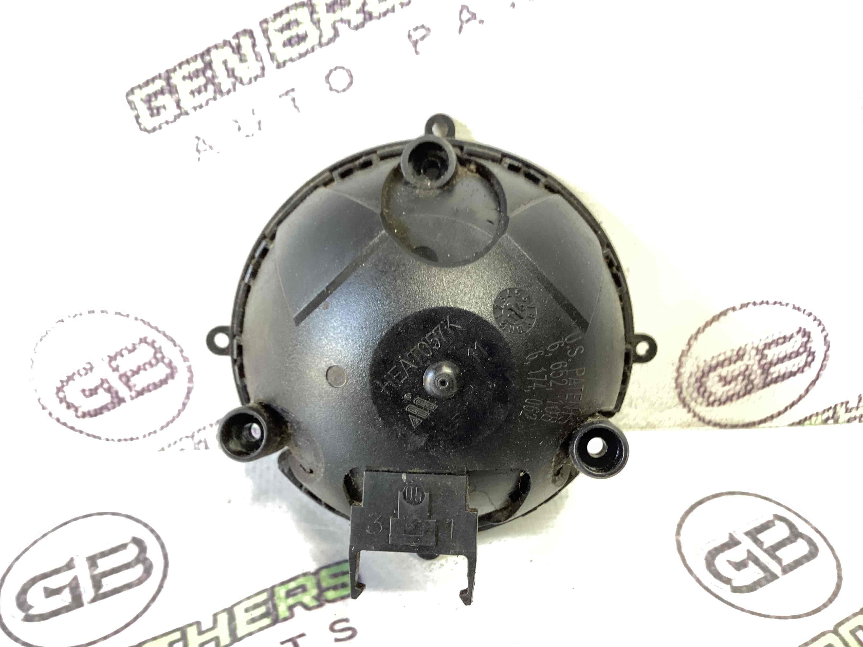 Дзеркало зовнішнє ліве