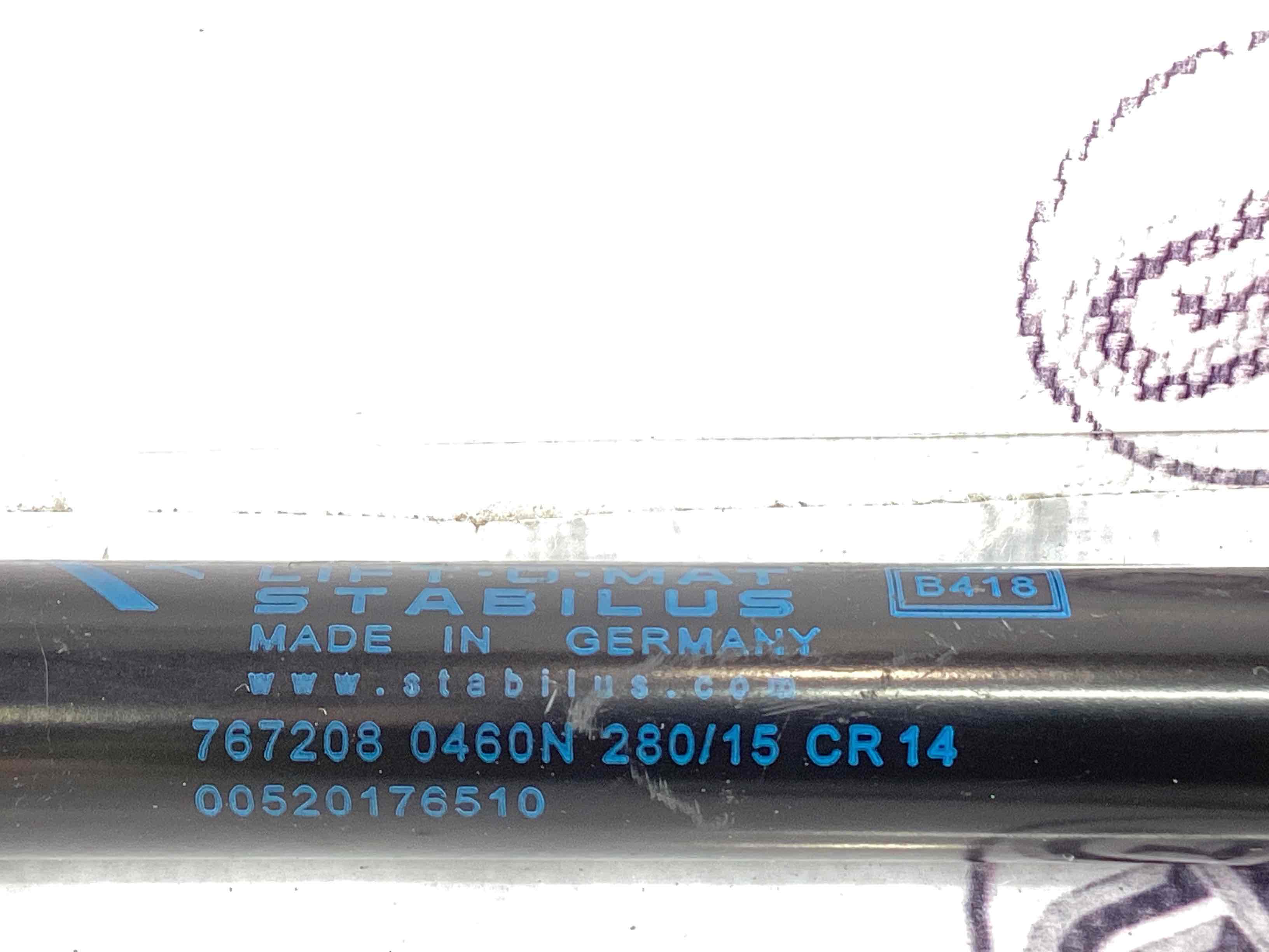 Амортизатор кришки двері багажника