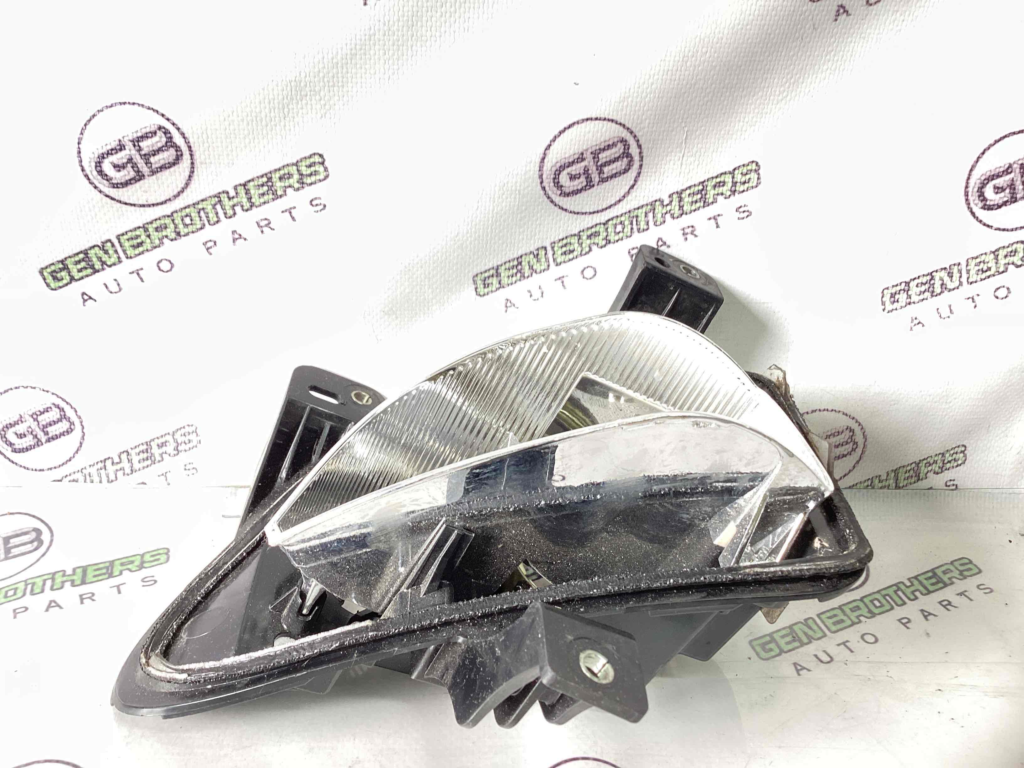 Ліхтар покажчик/повторювач повороту, поворотник