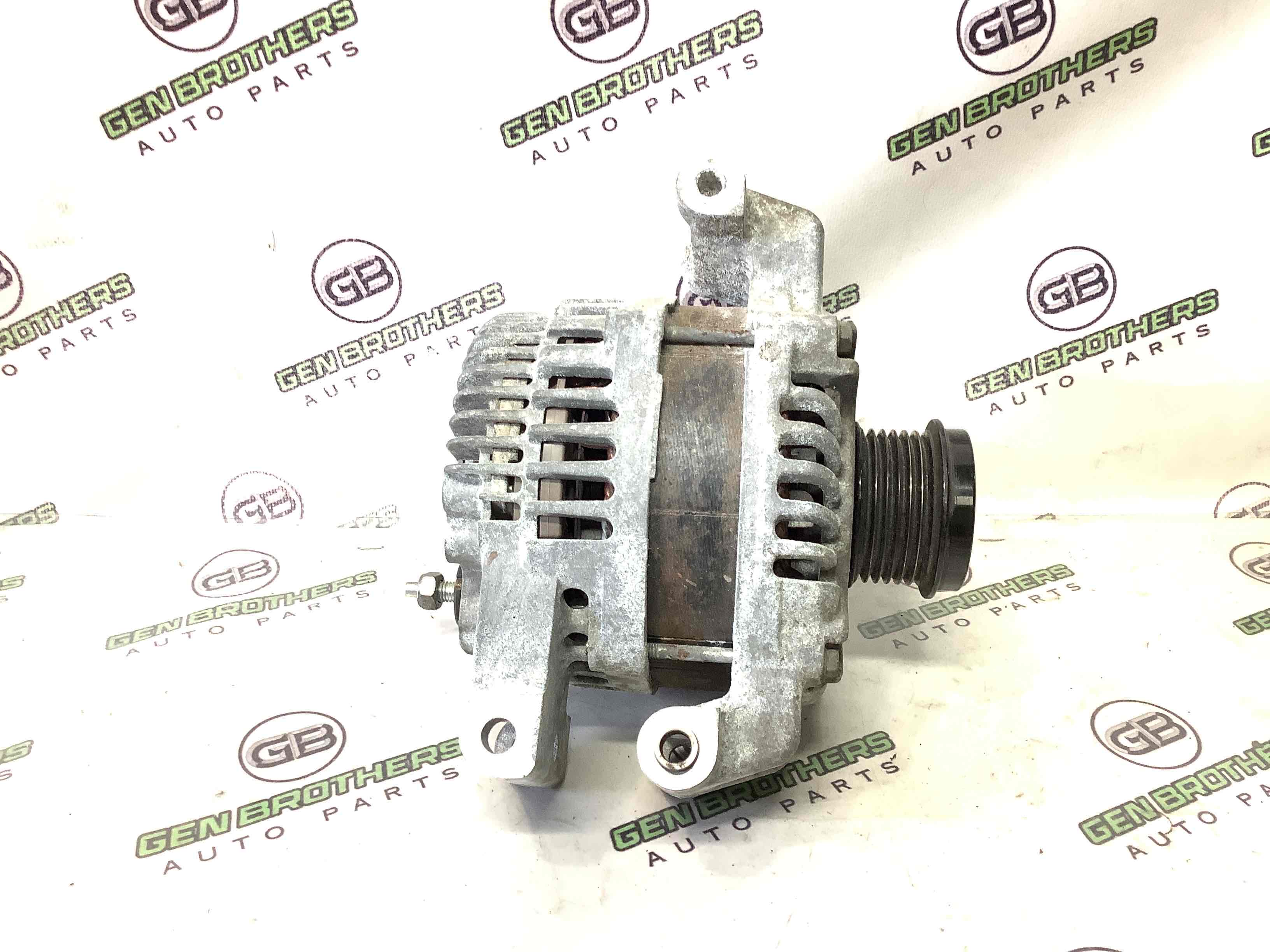 Генератор, кронштейн генератора