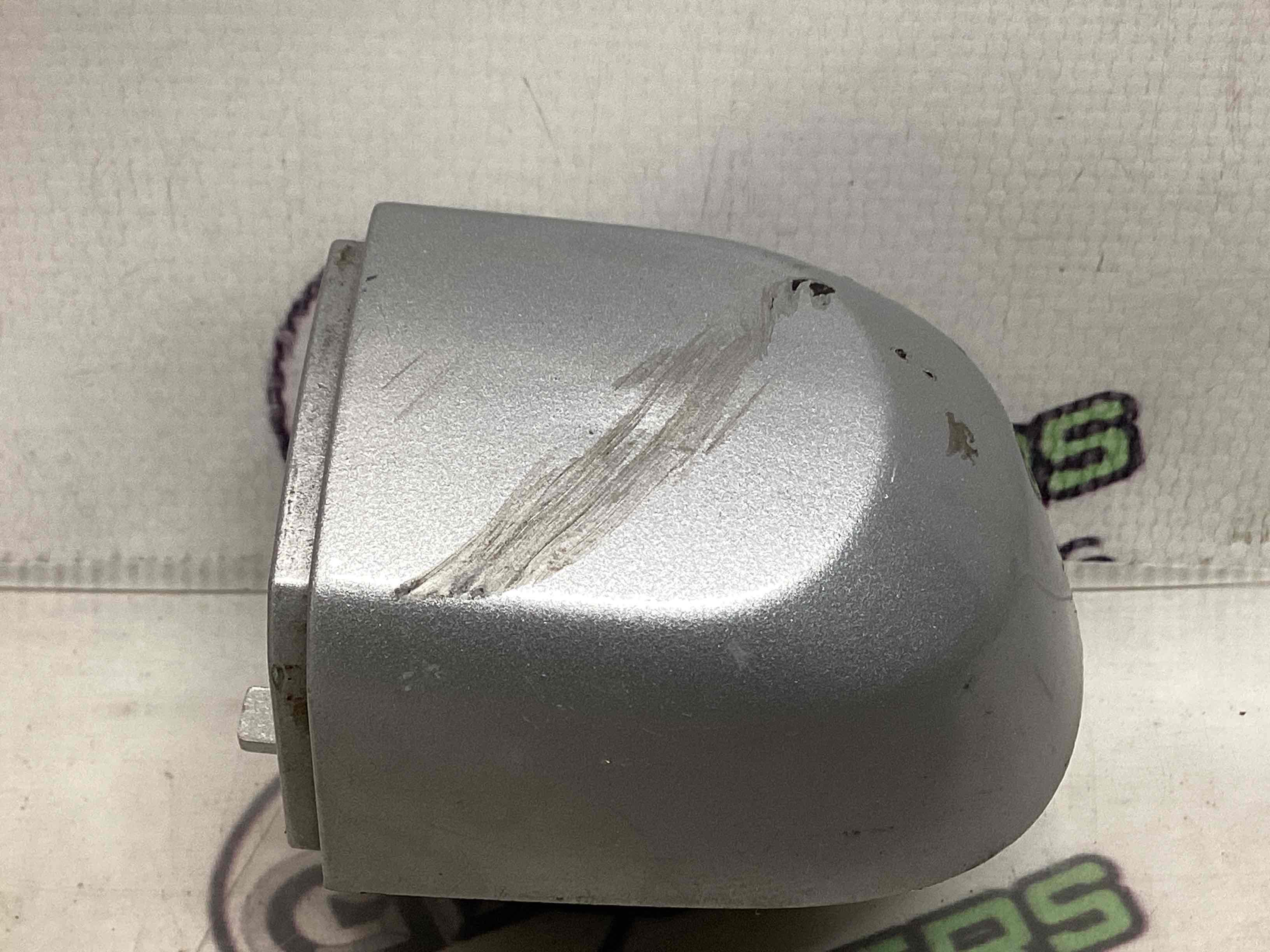 Заглушка ручки дверей