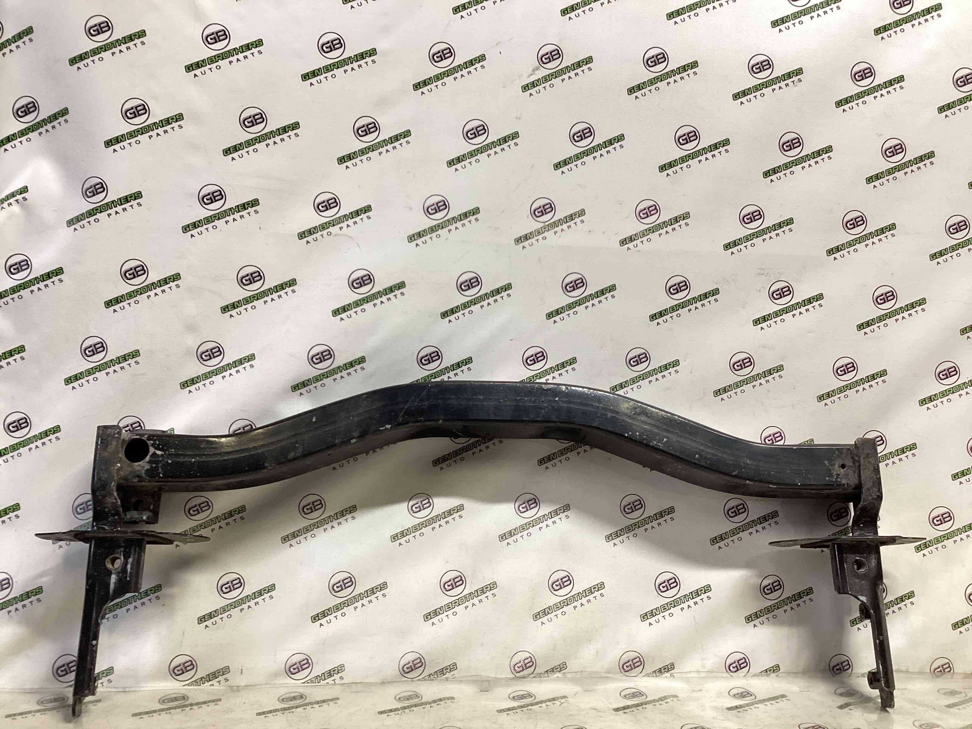 Підсилювач бампера заднього