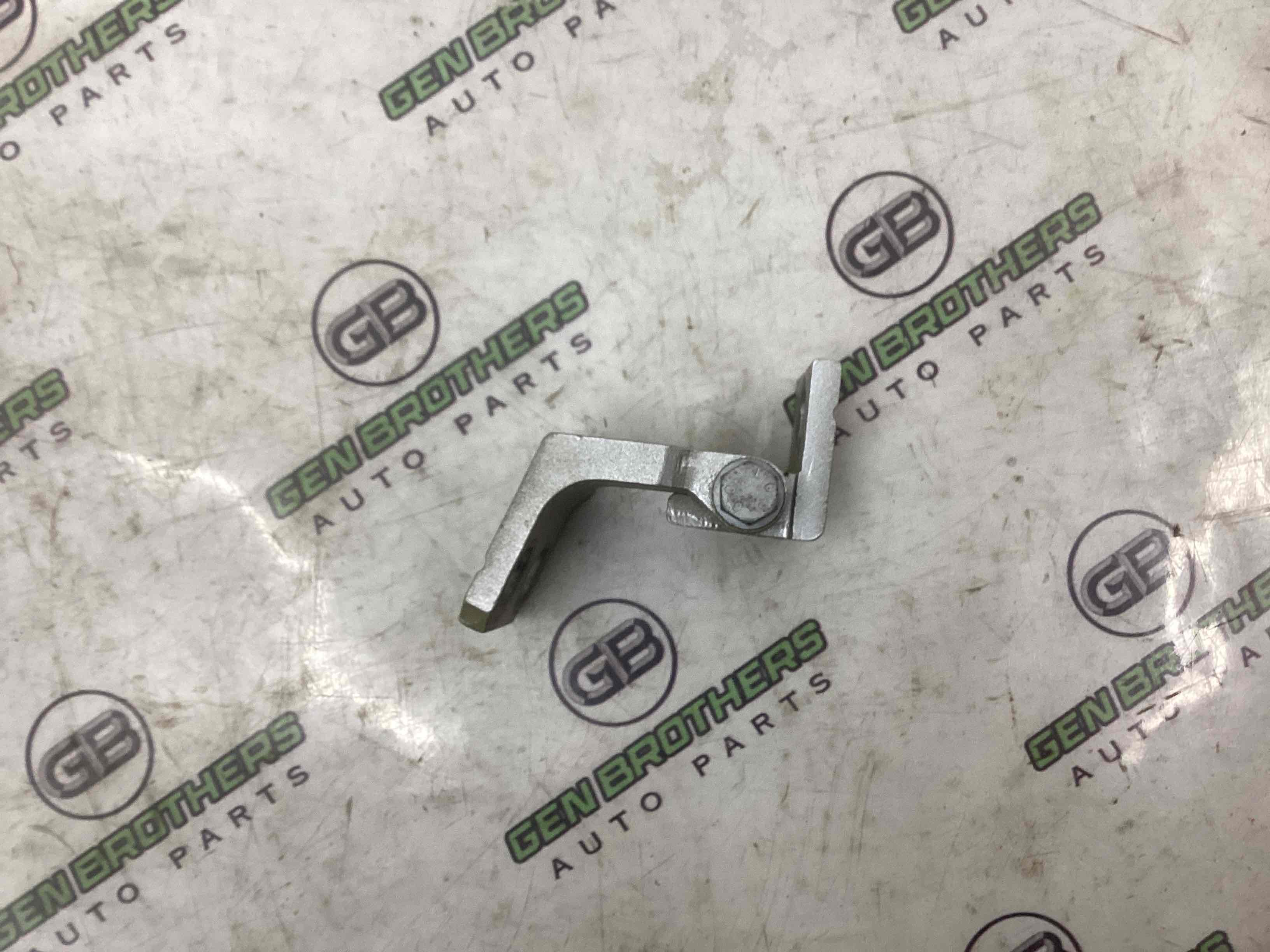 Петля двері, замок двері