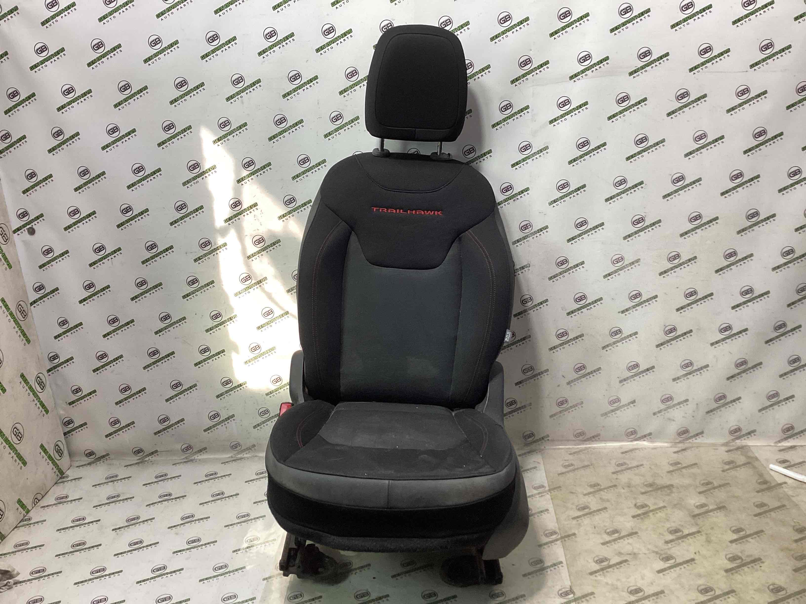 Сидіння водійське