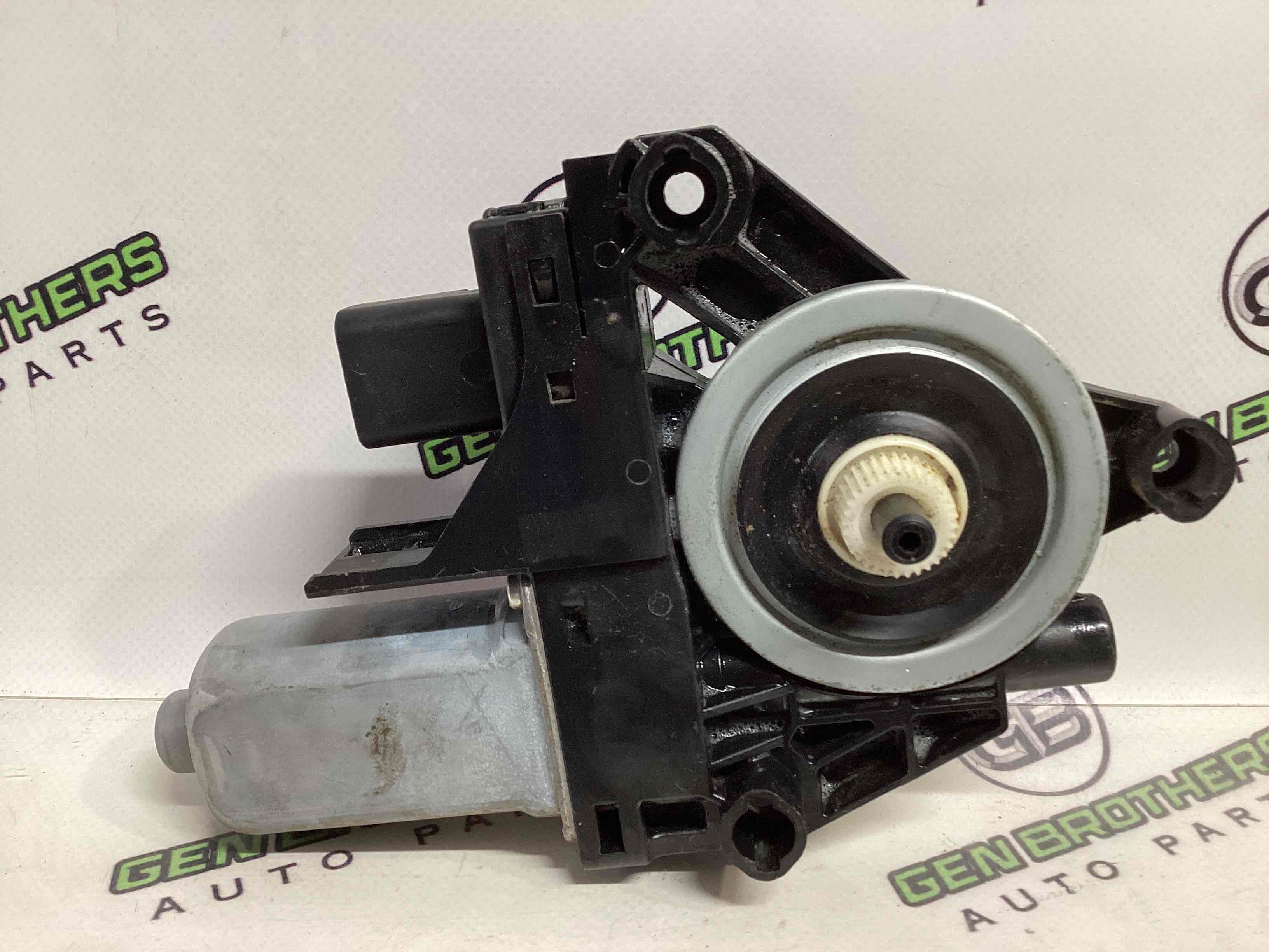 Моторчик склопідйомника