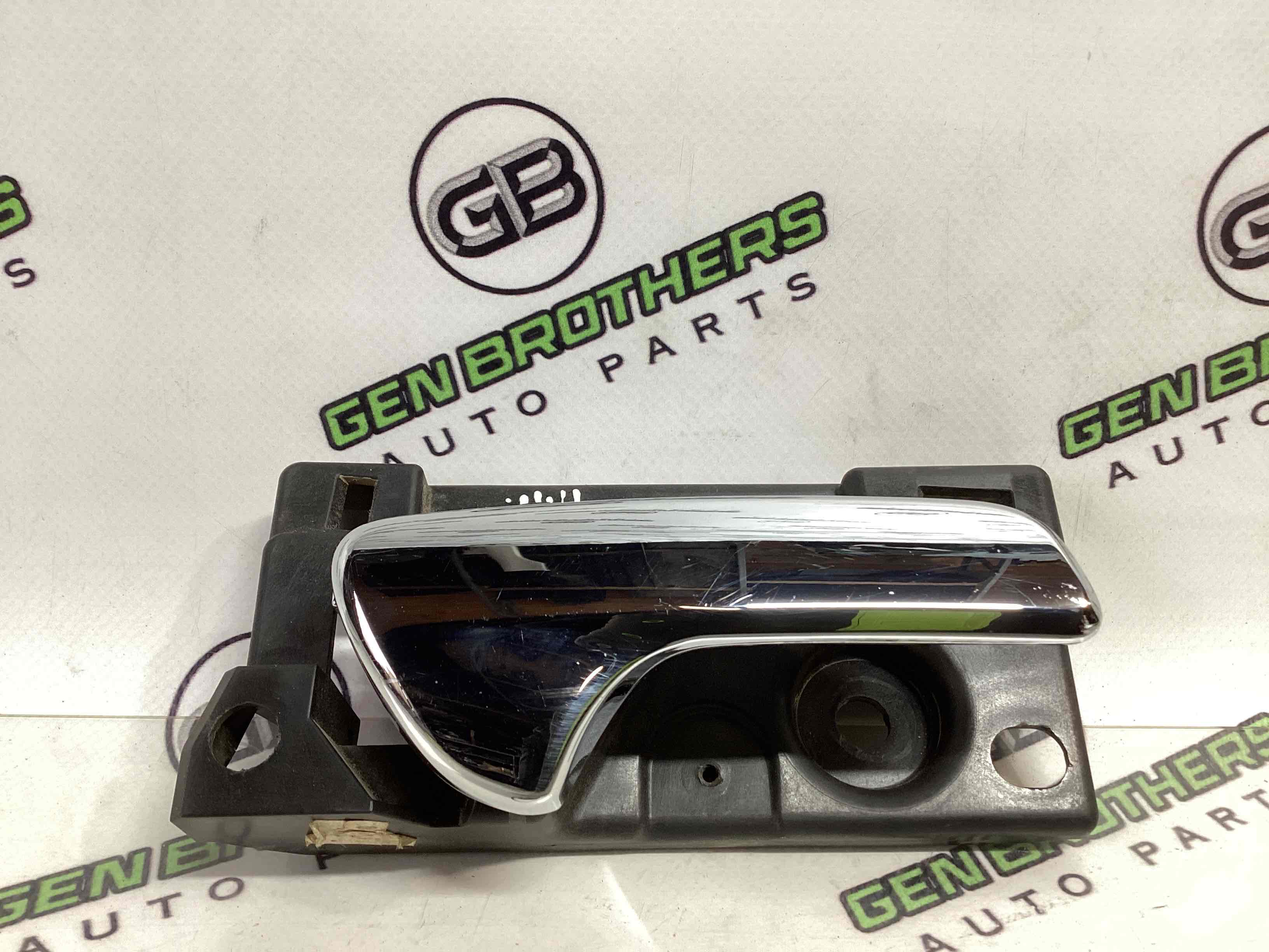 Ручка дверей салону внутрішня, поручень