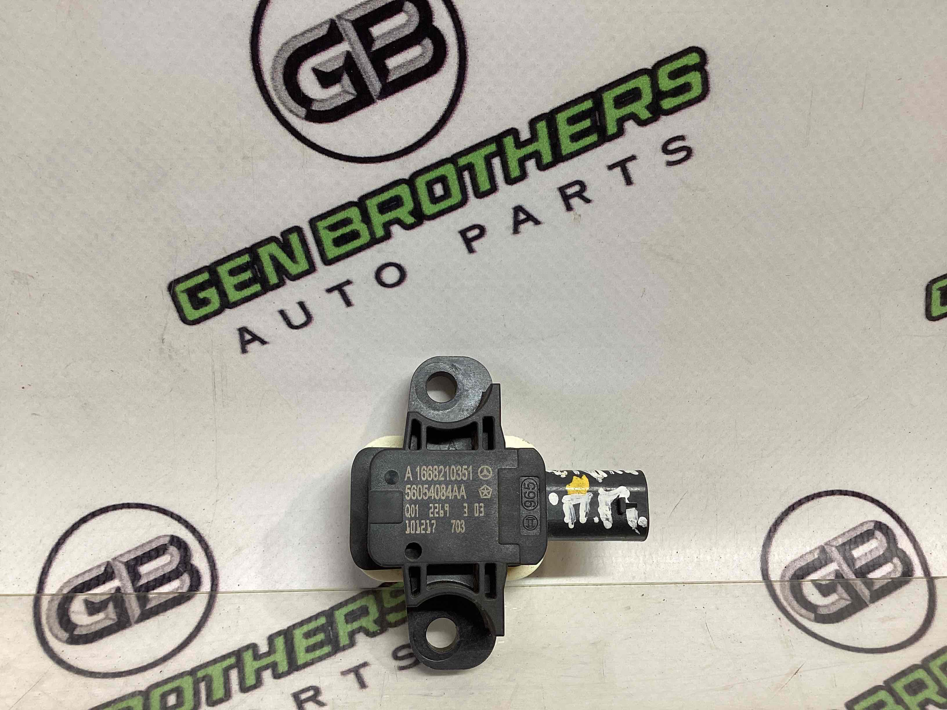 Датчик удару Airbag бічний