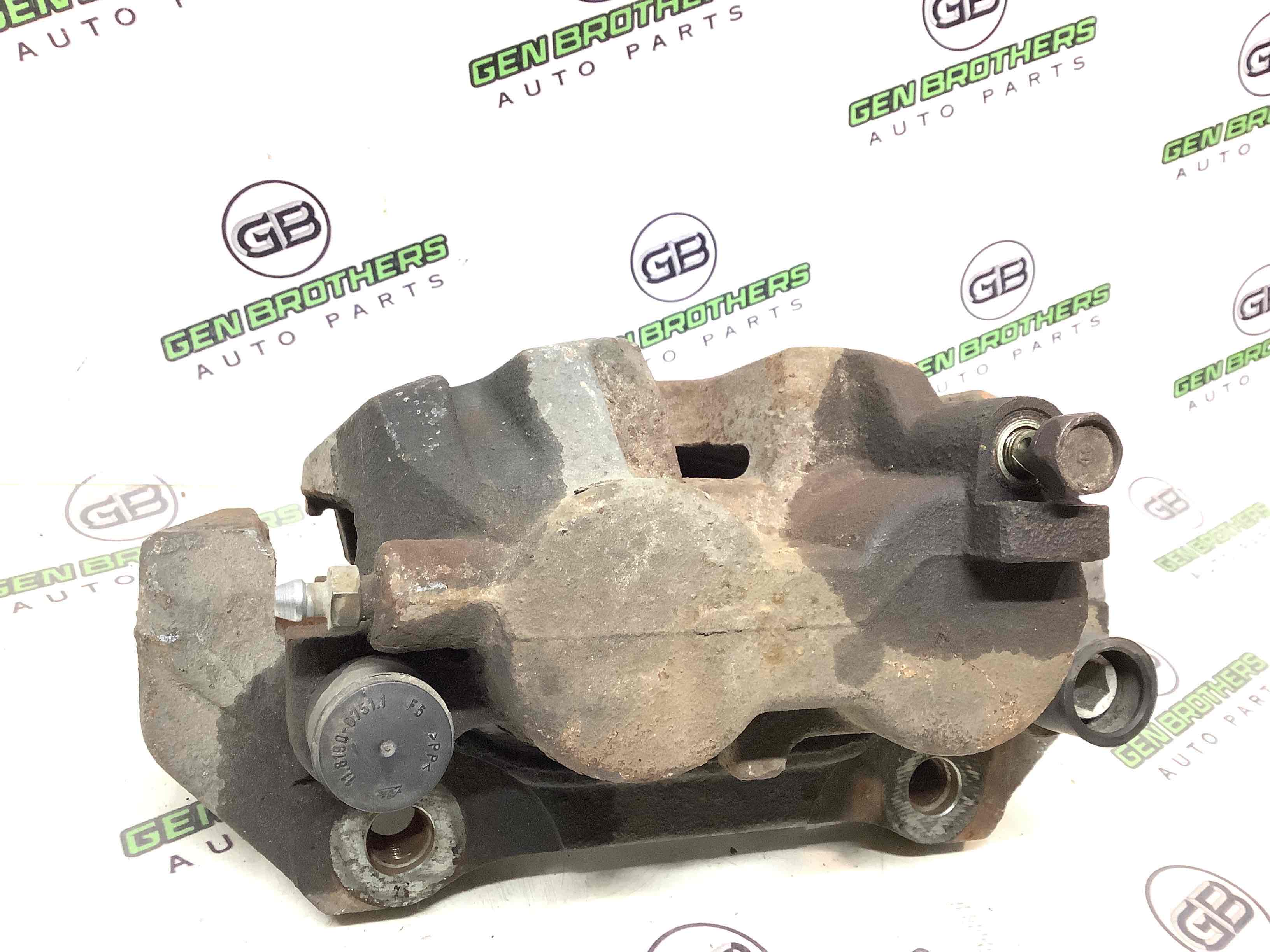 Супорт передній правий