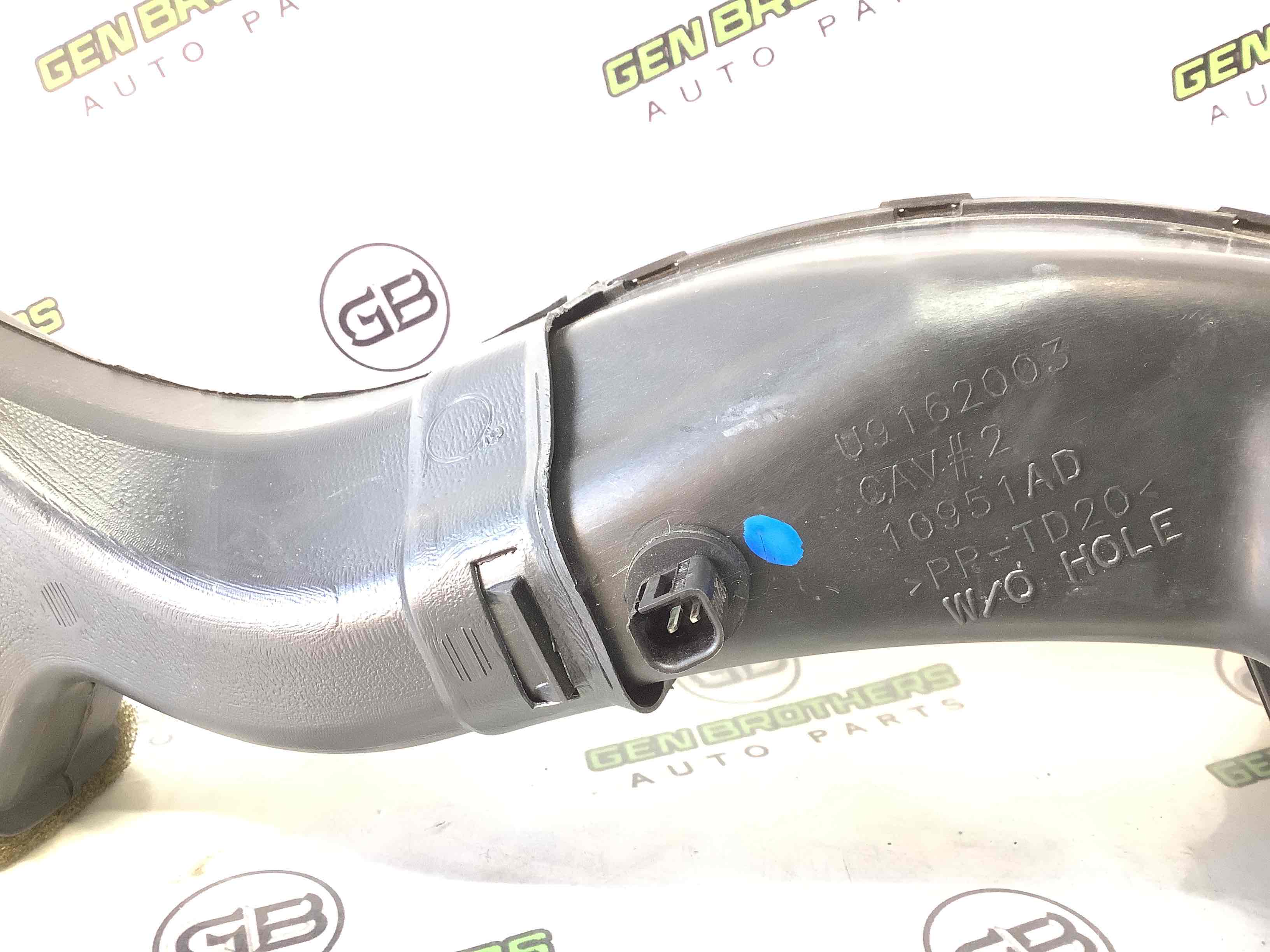 Патрубок повітряного фільтра