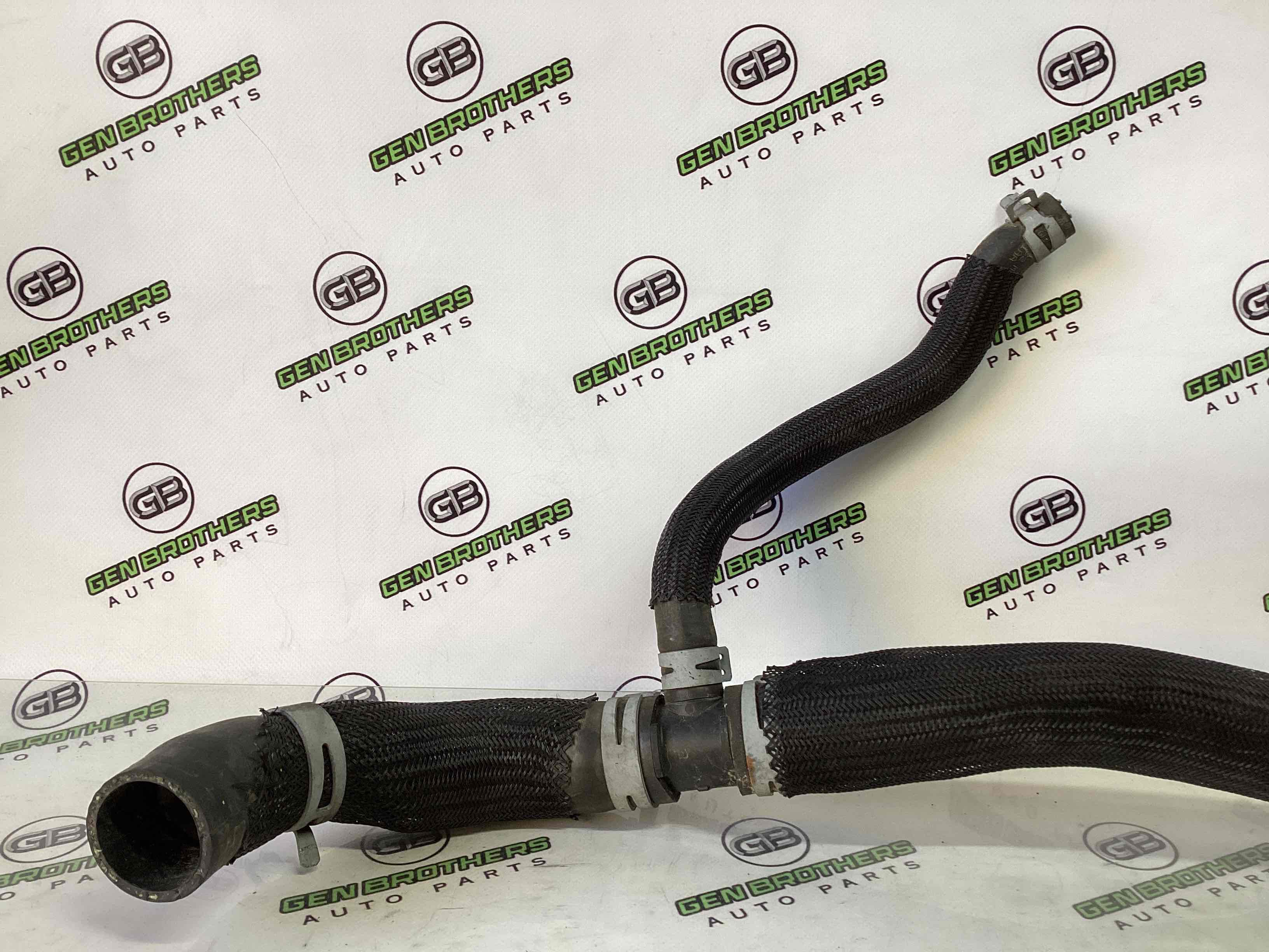 Патрубок радіаторів