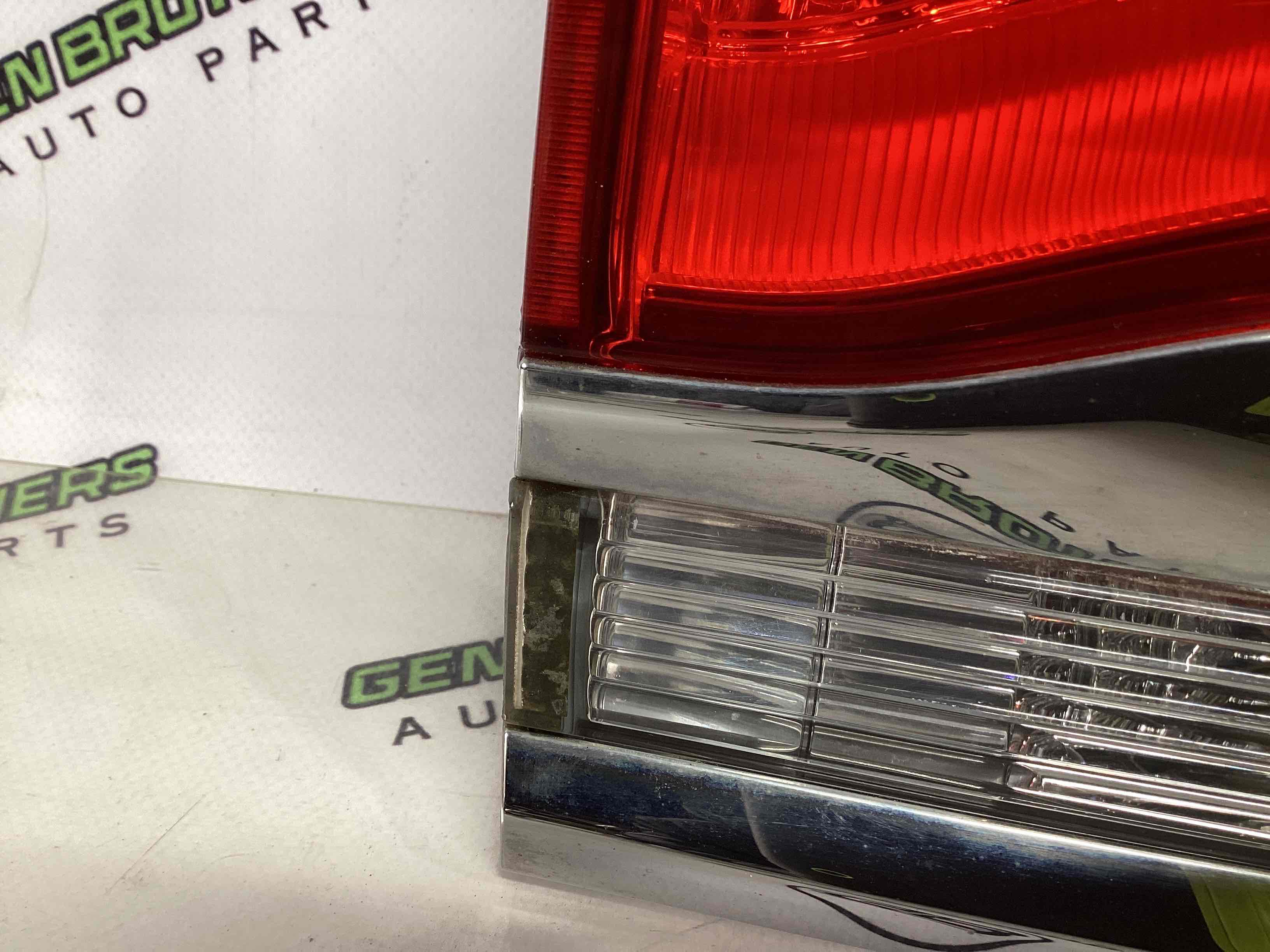 Ліхтар задній лівий