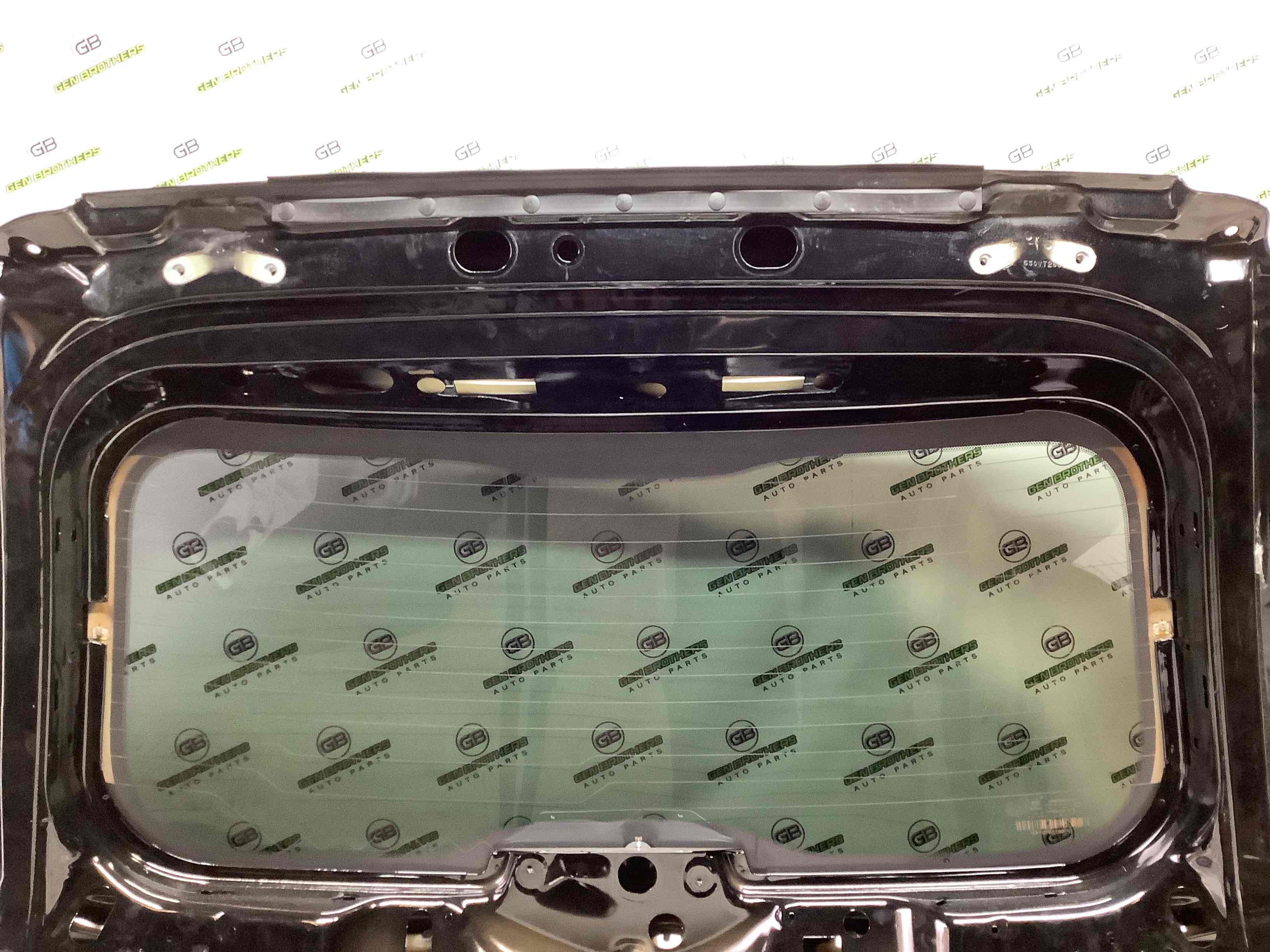 Скло заднє, скло кришки багажника