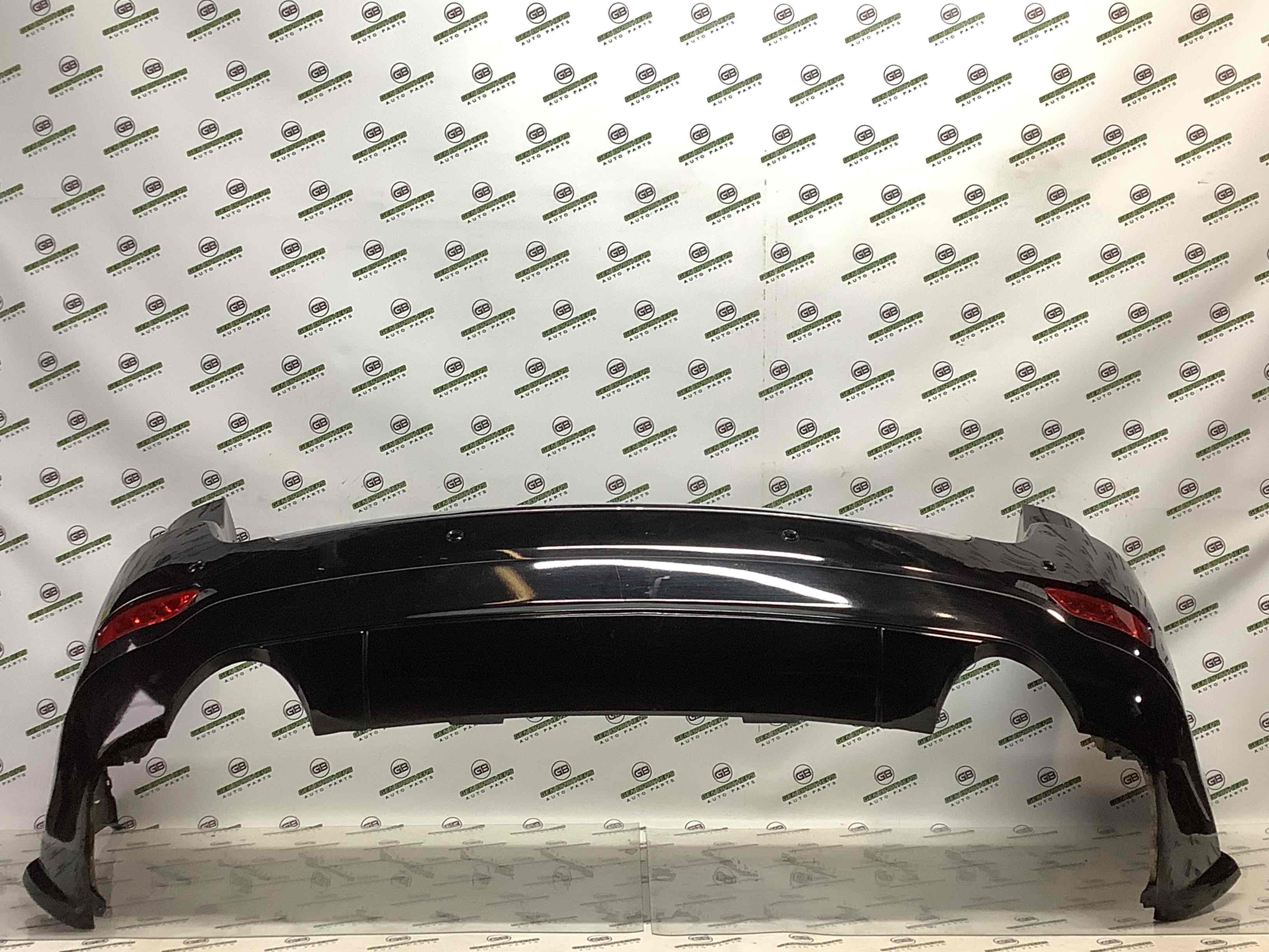 Бампер задній