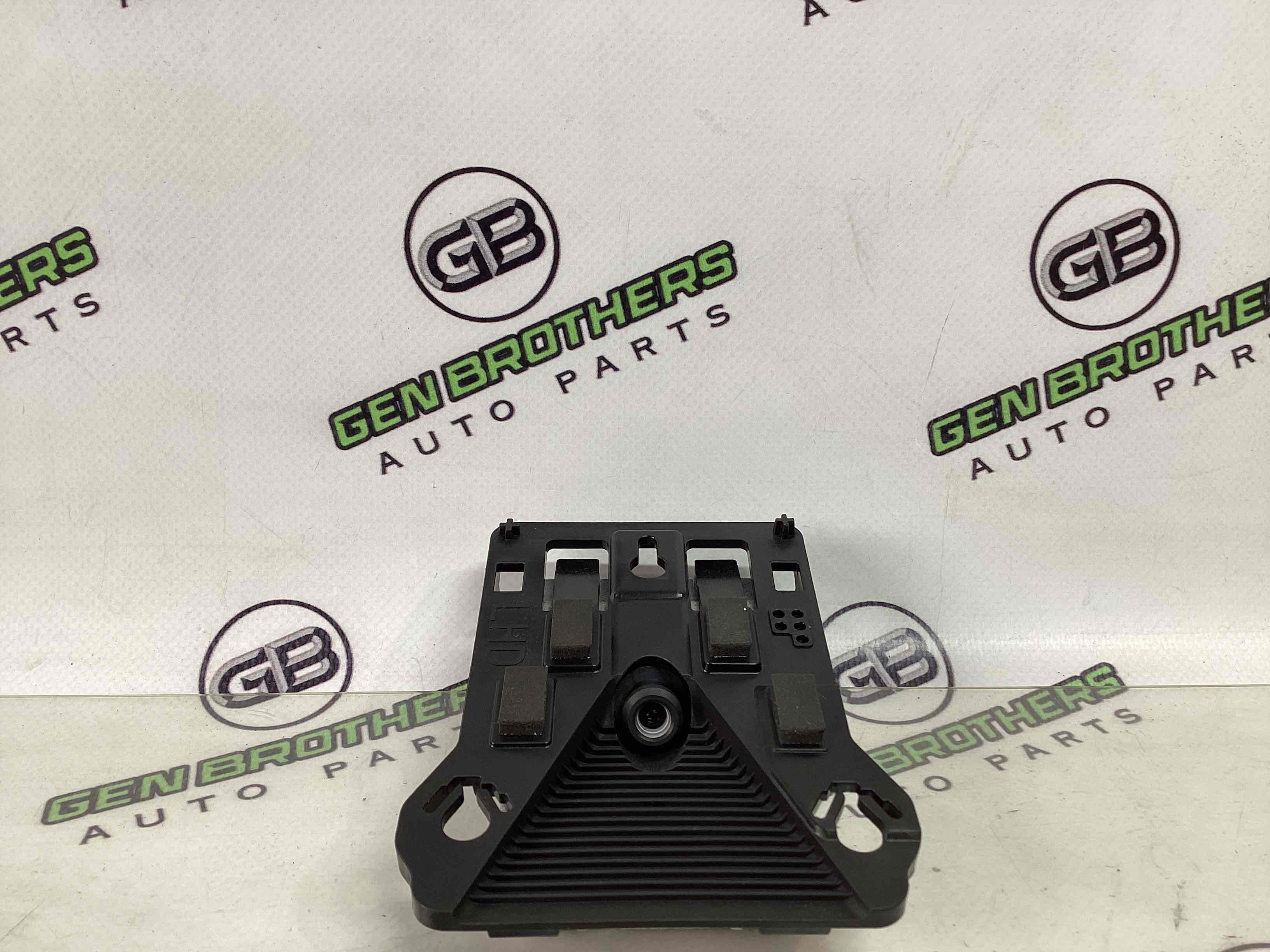 Камера, кріплення камери, корпус