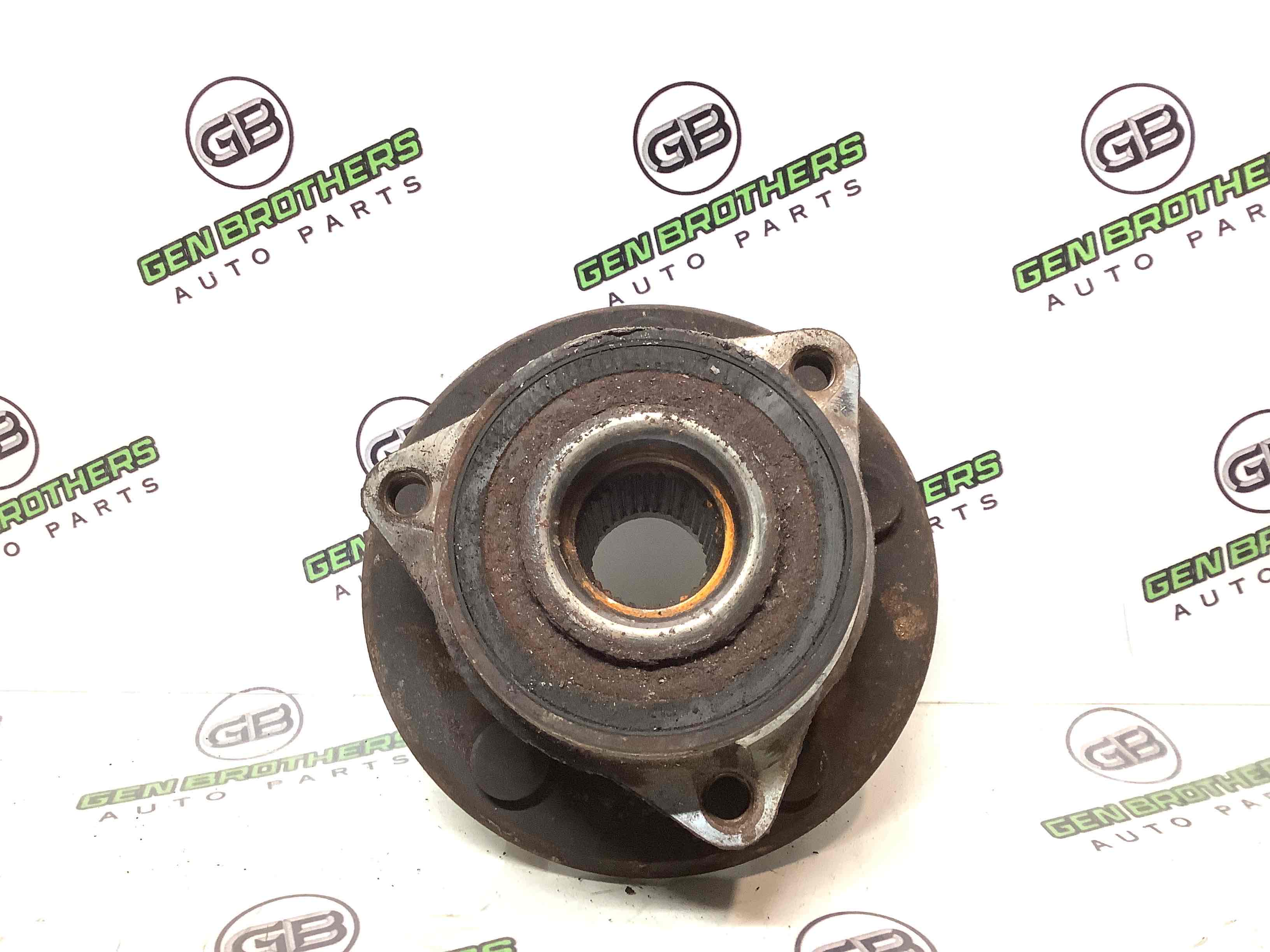 Ступиця передня