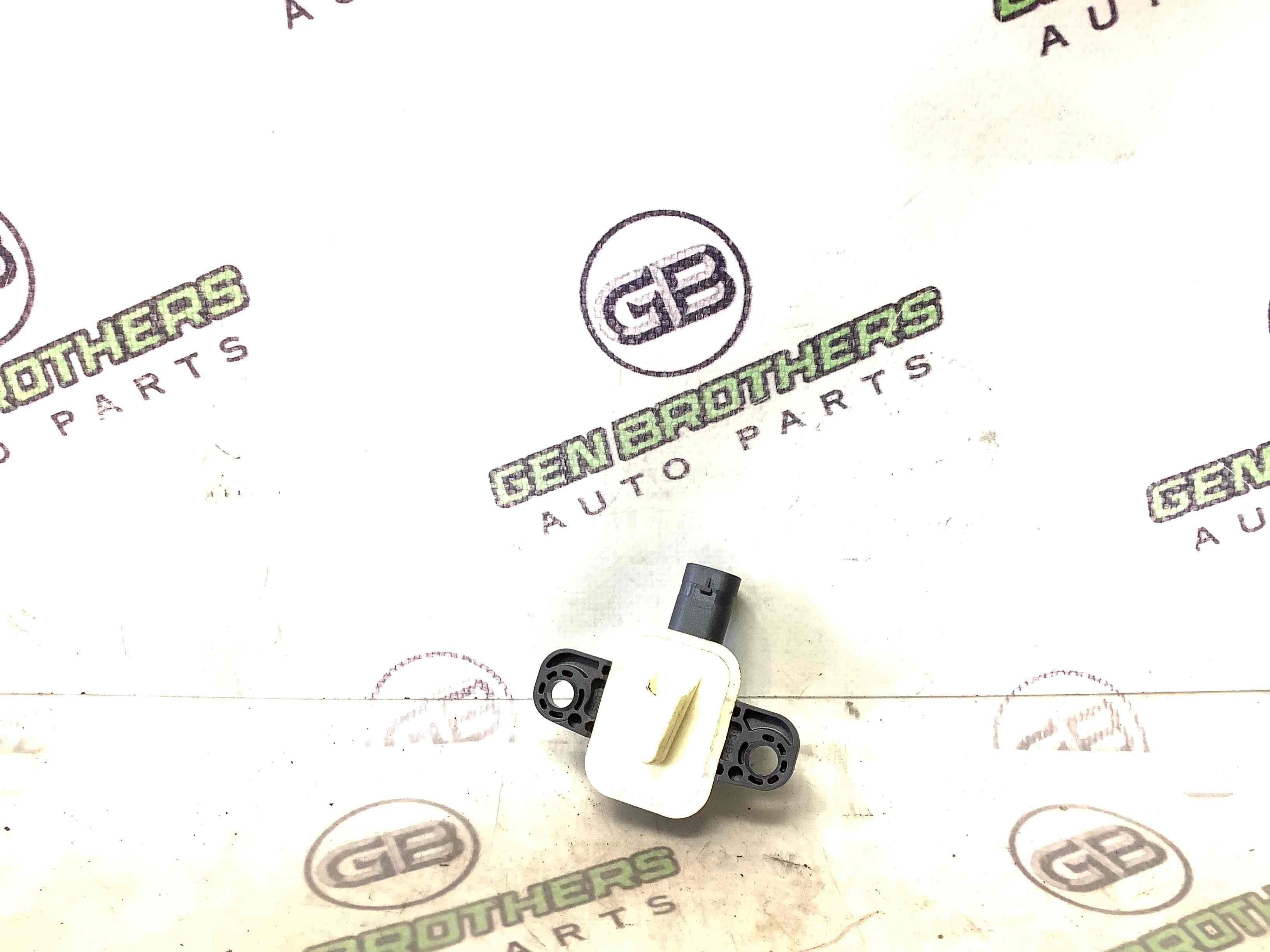 Датчик удару Airbag бічний