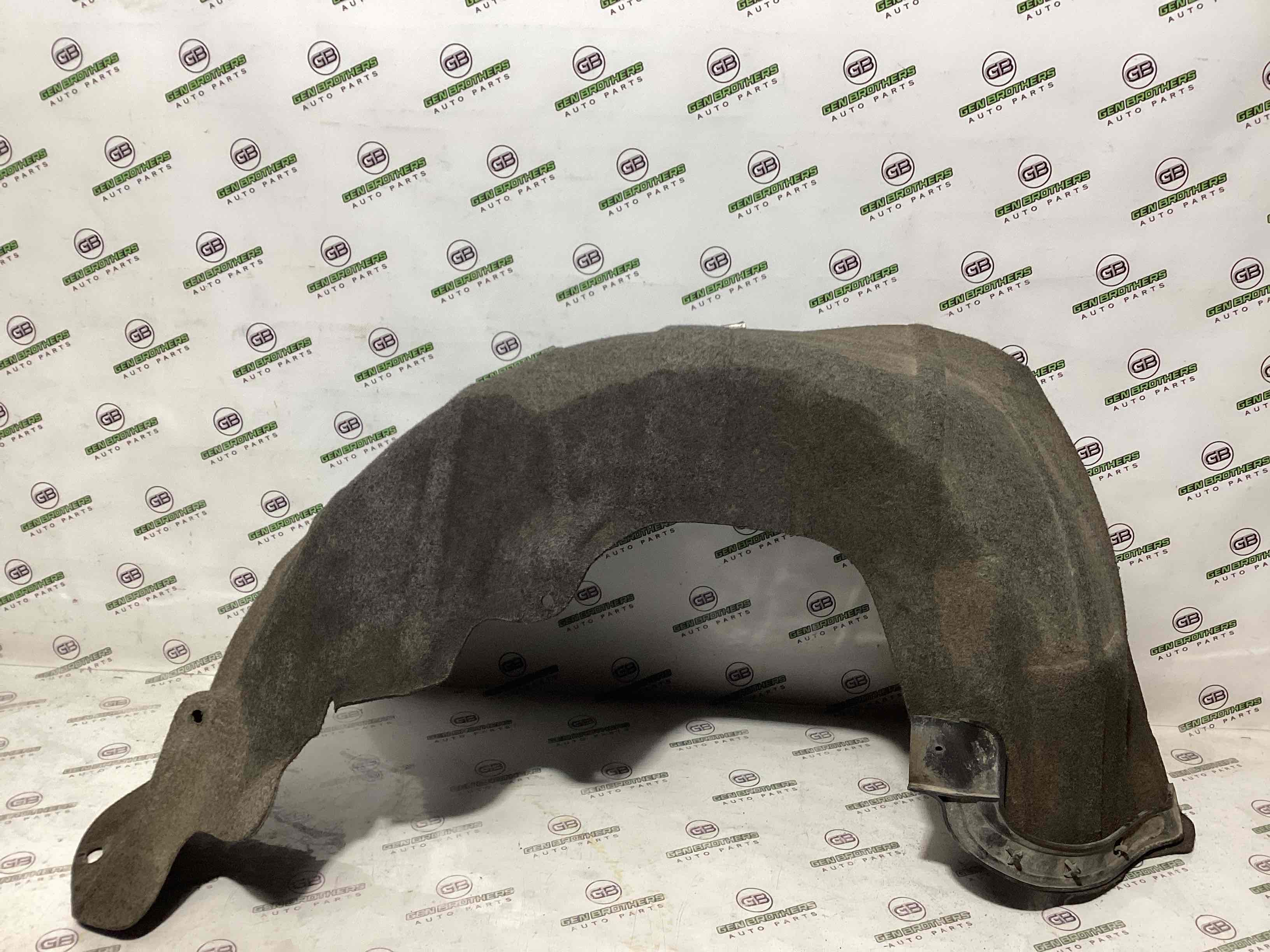 Захист арок задній правий підкрилок