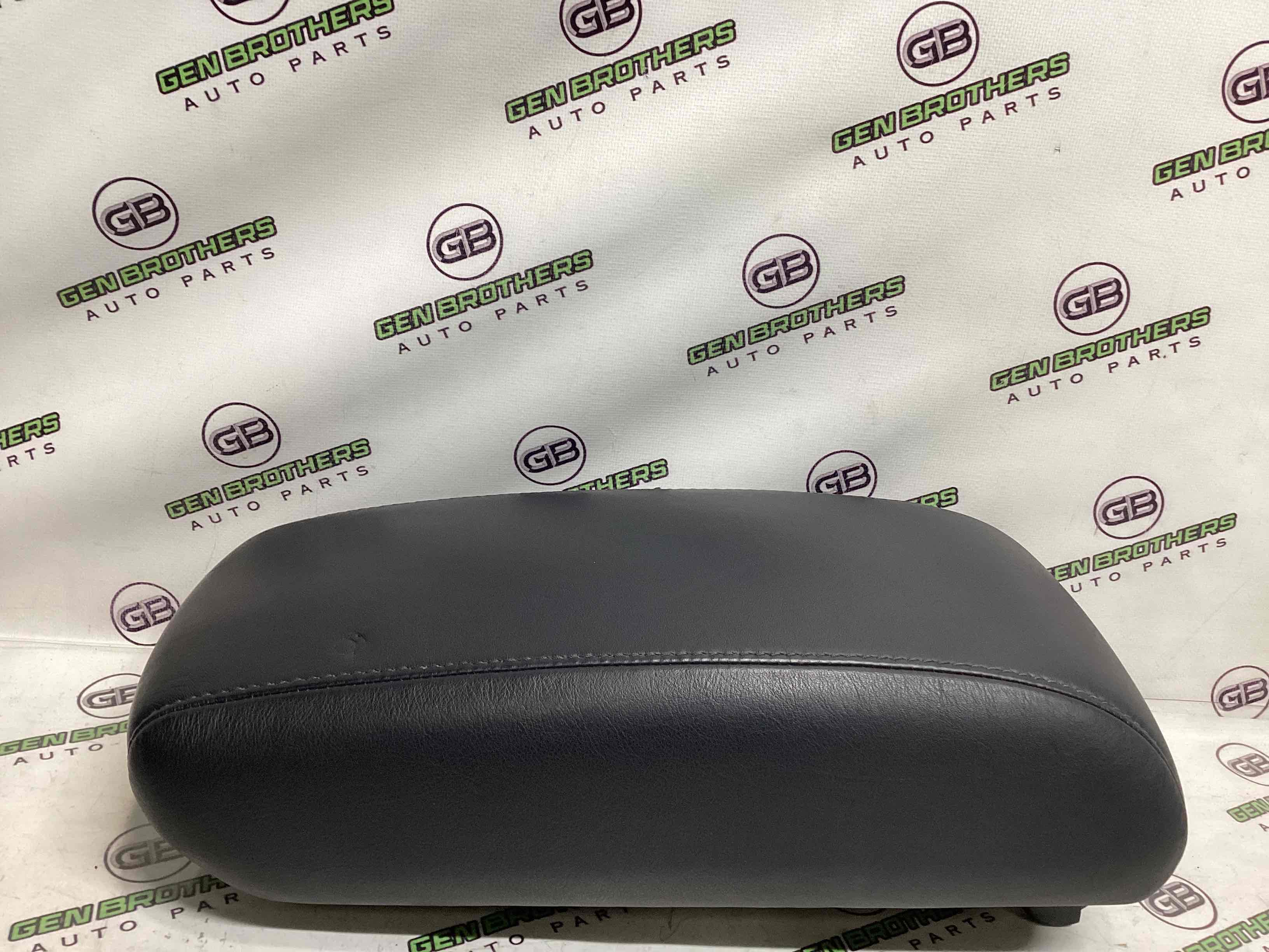 Підлокітник