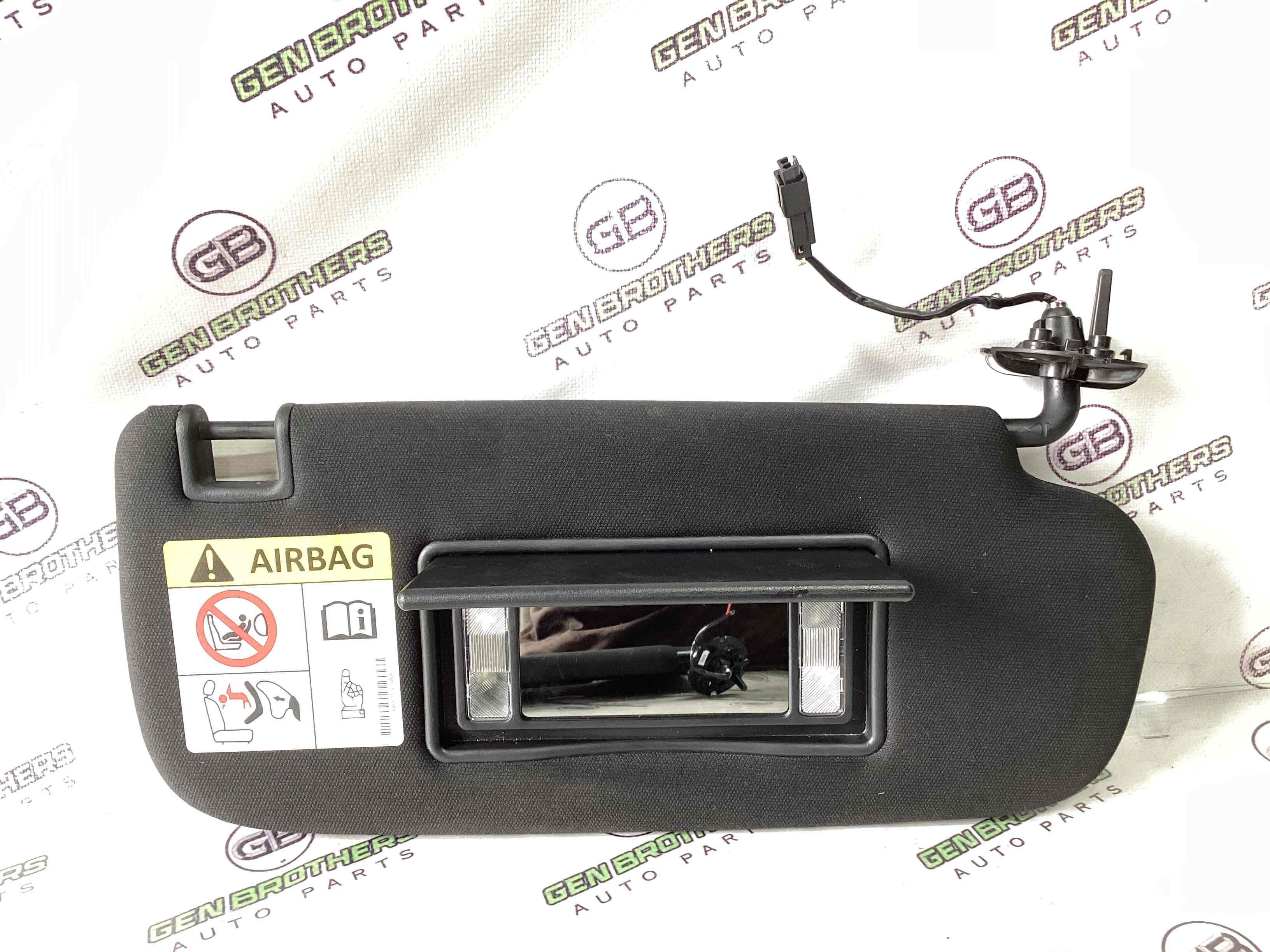 Козирок сонцезахисний